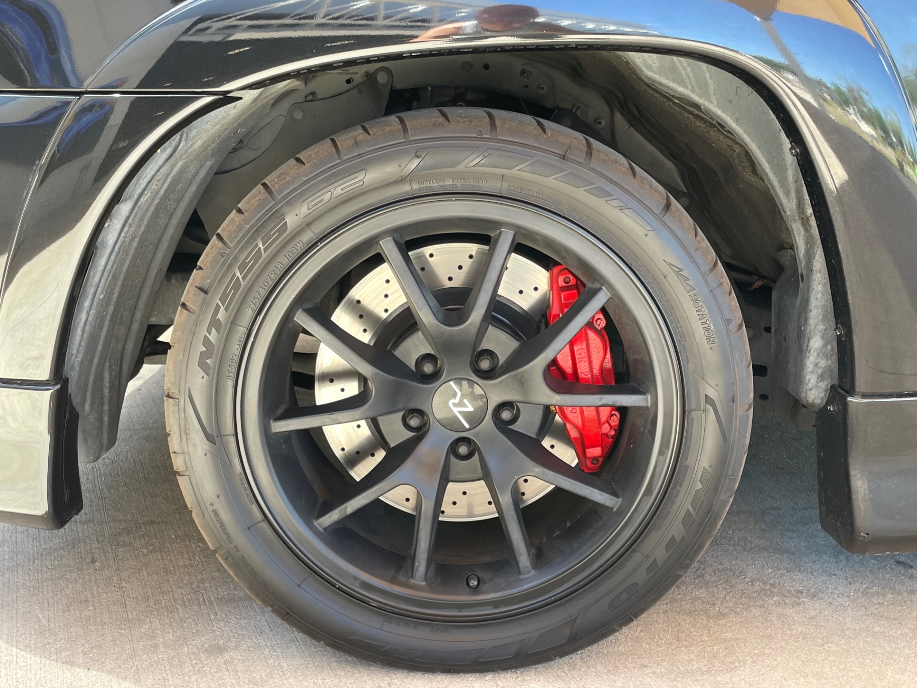 Vehicle photo 4