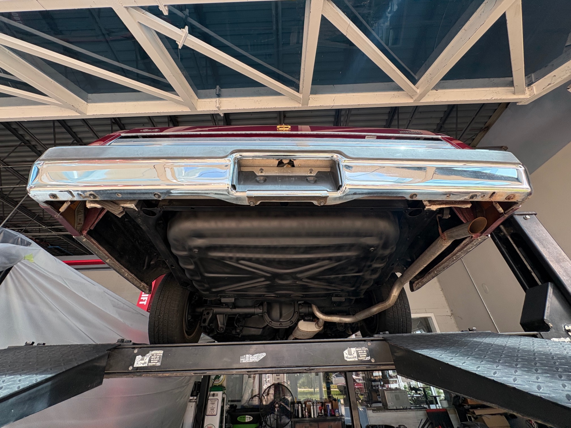 Vehicle photo 49