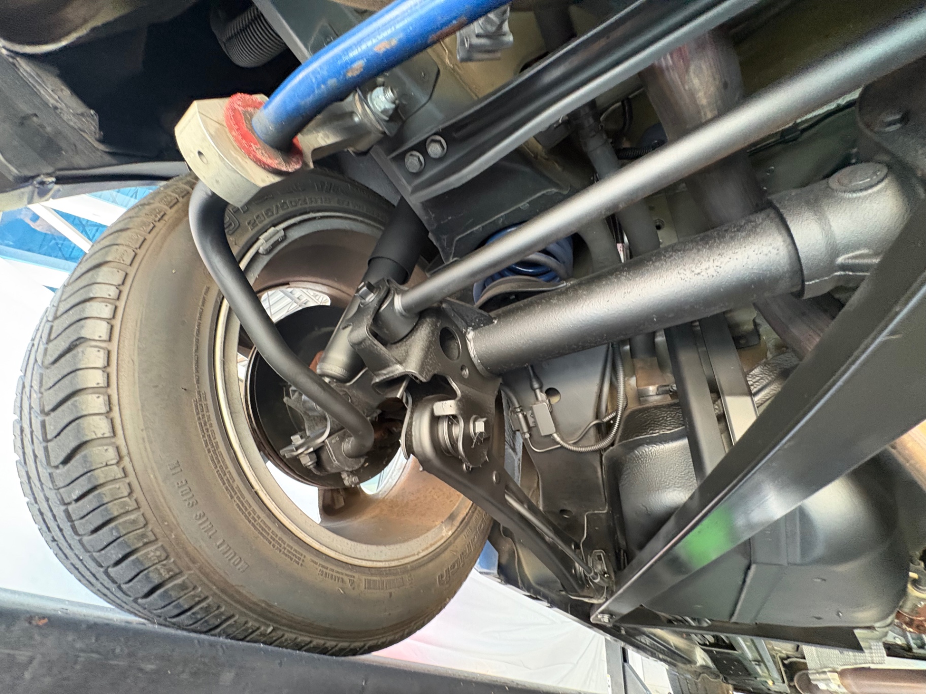 Vehicle photo 53