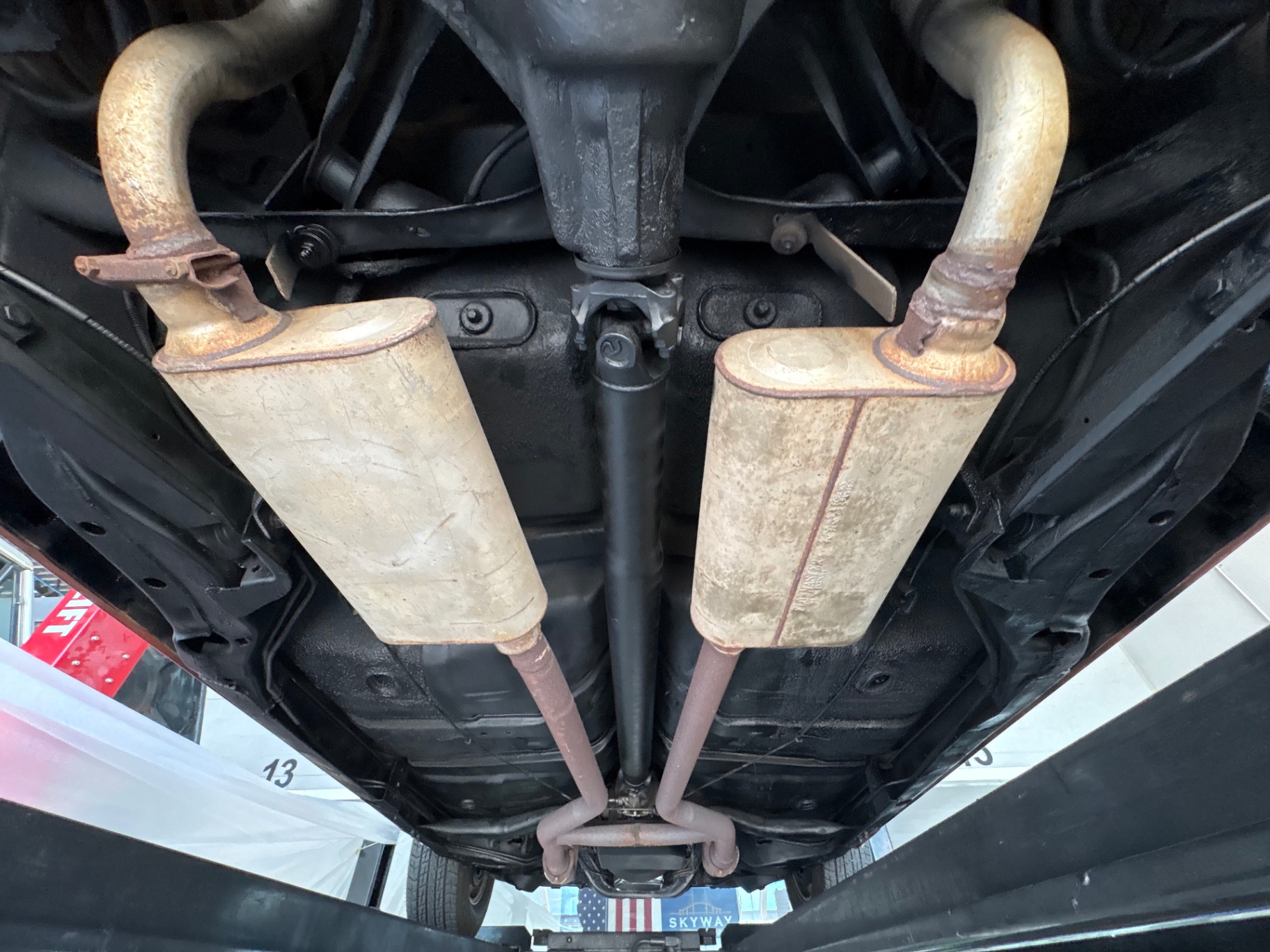 Vehicle photo 49