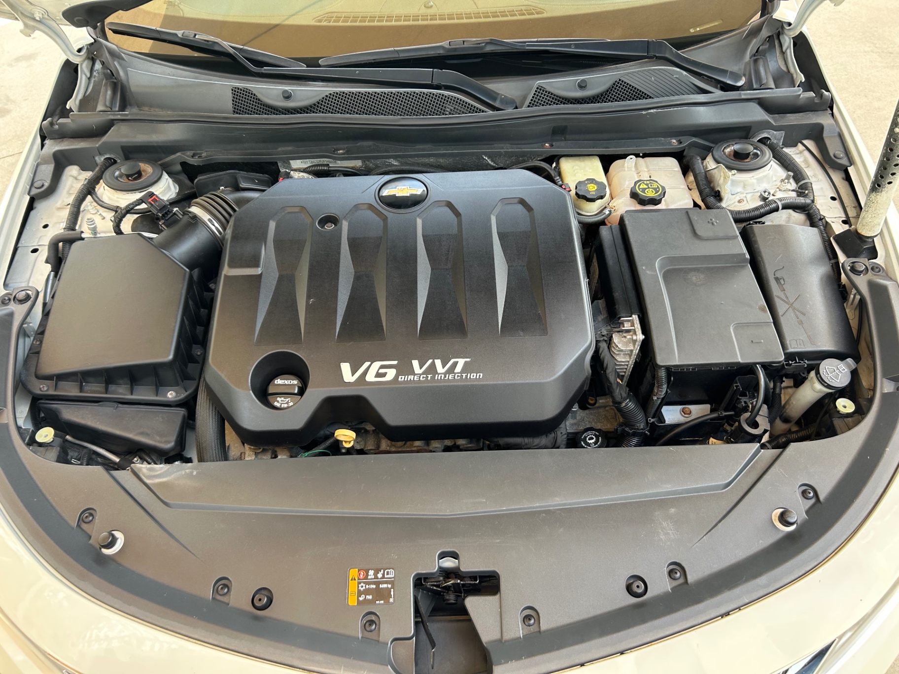 Vehicle photo 26