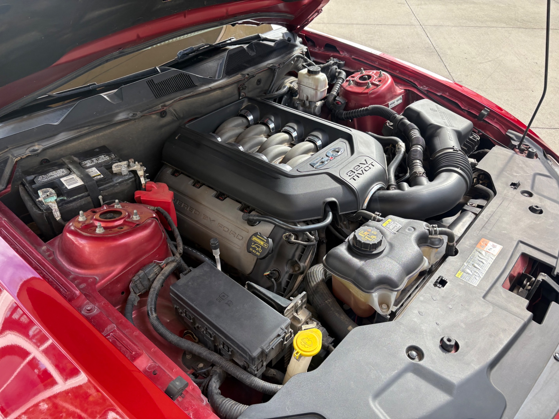 Vehicle photo 30