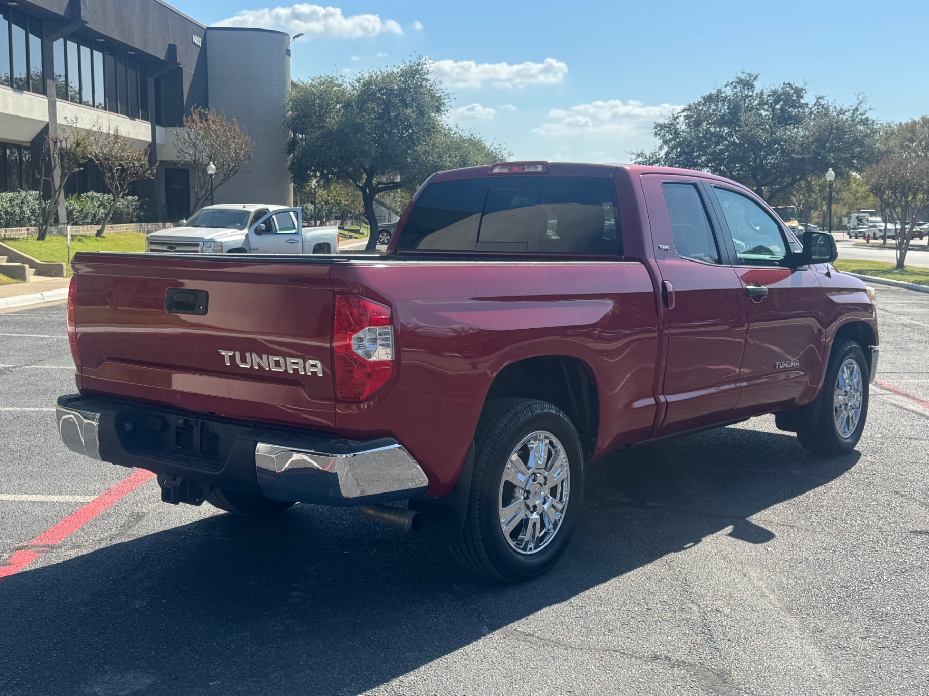 2015 Toyota Tundra SR5 photo 7