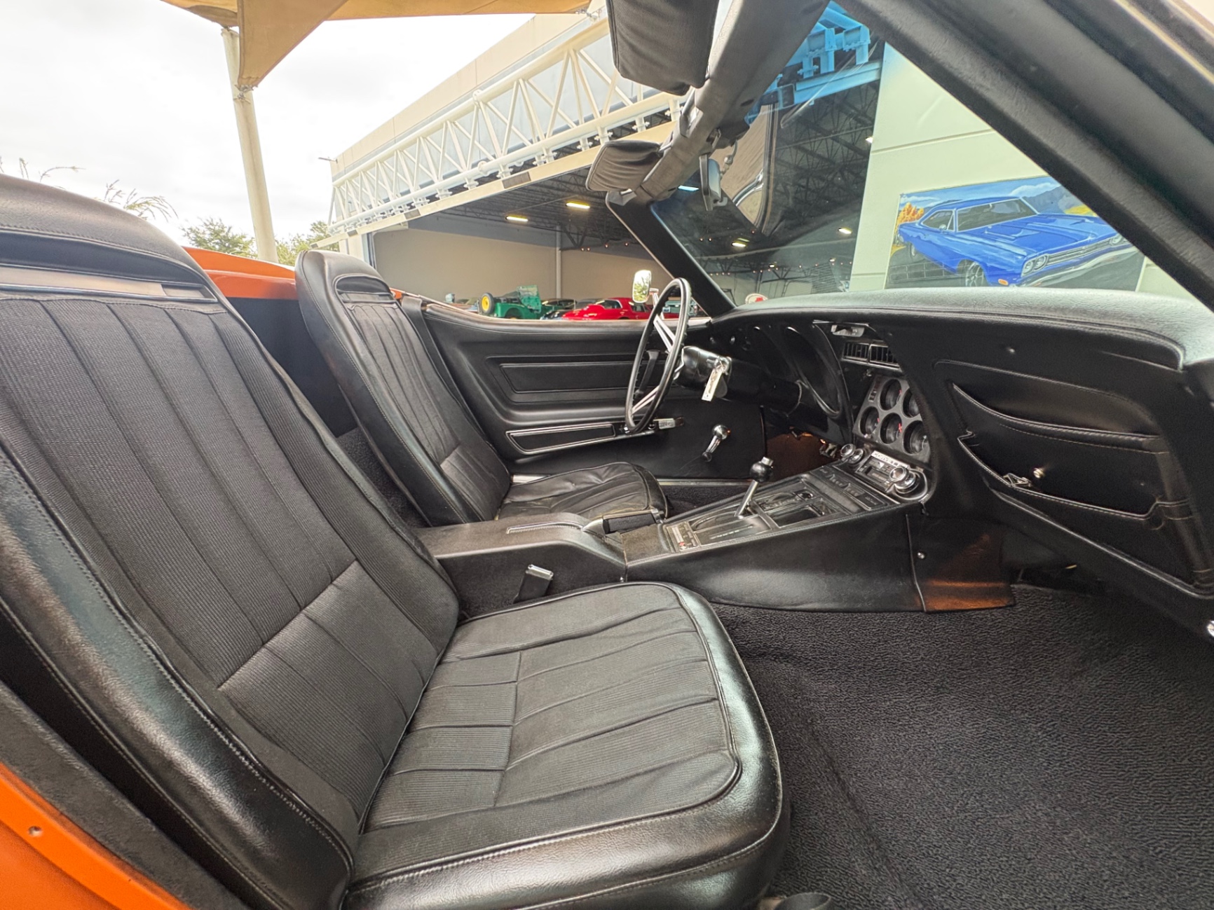 Vehicle photo 47