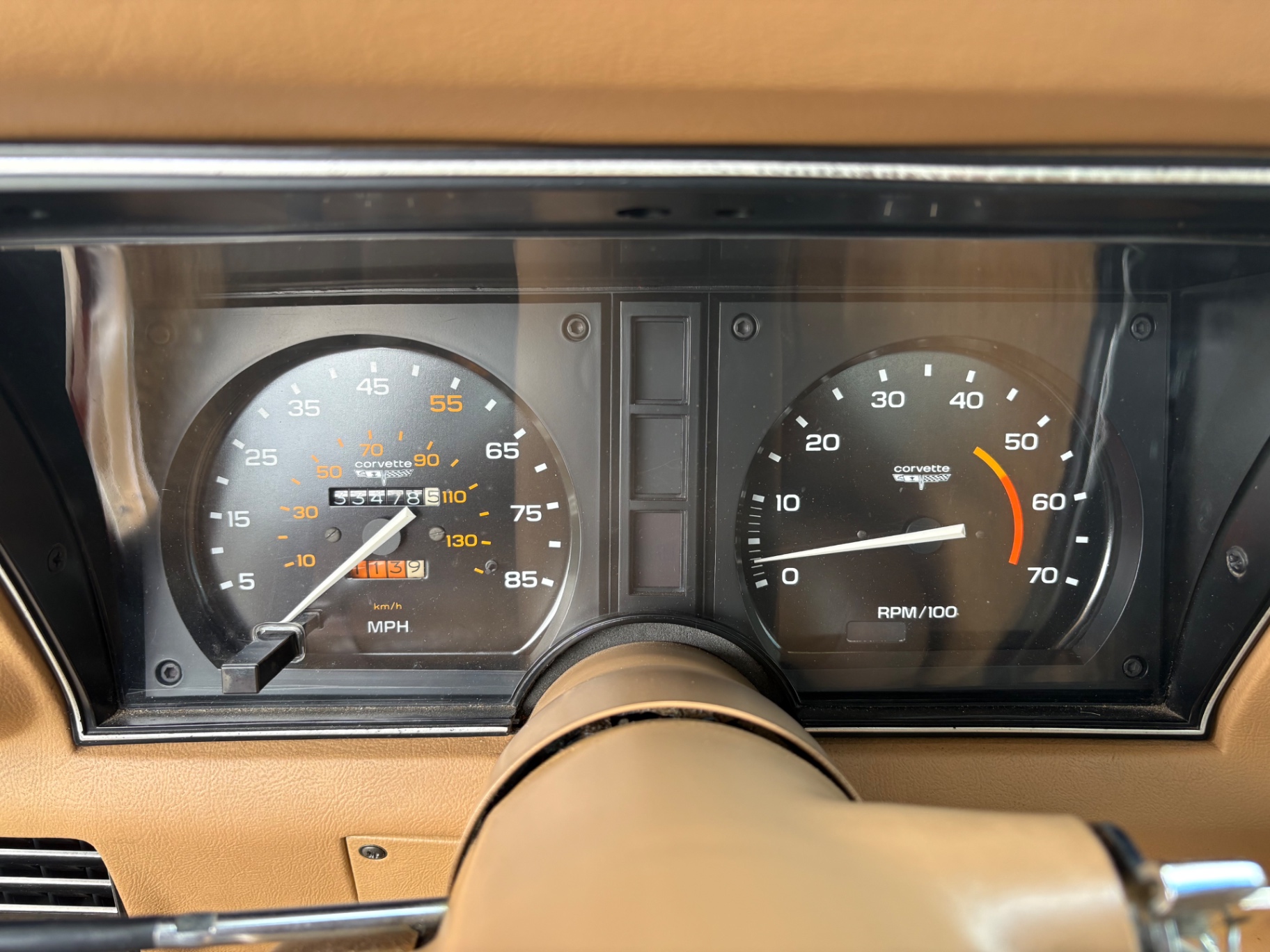 Vehicle photo 36
