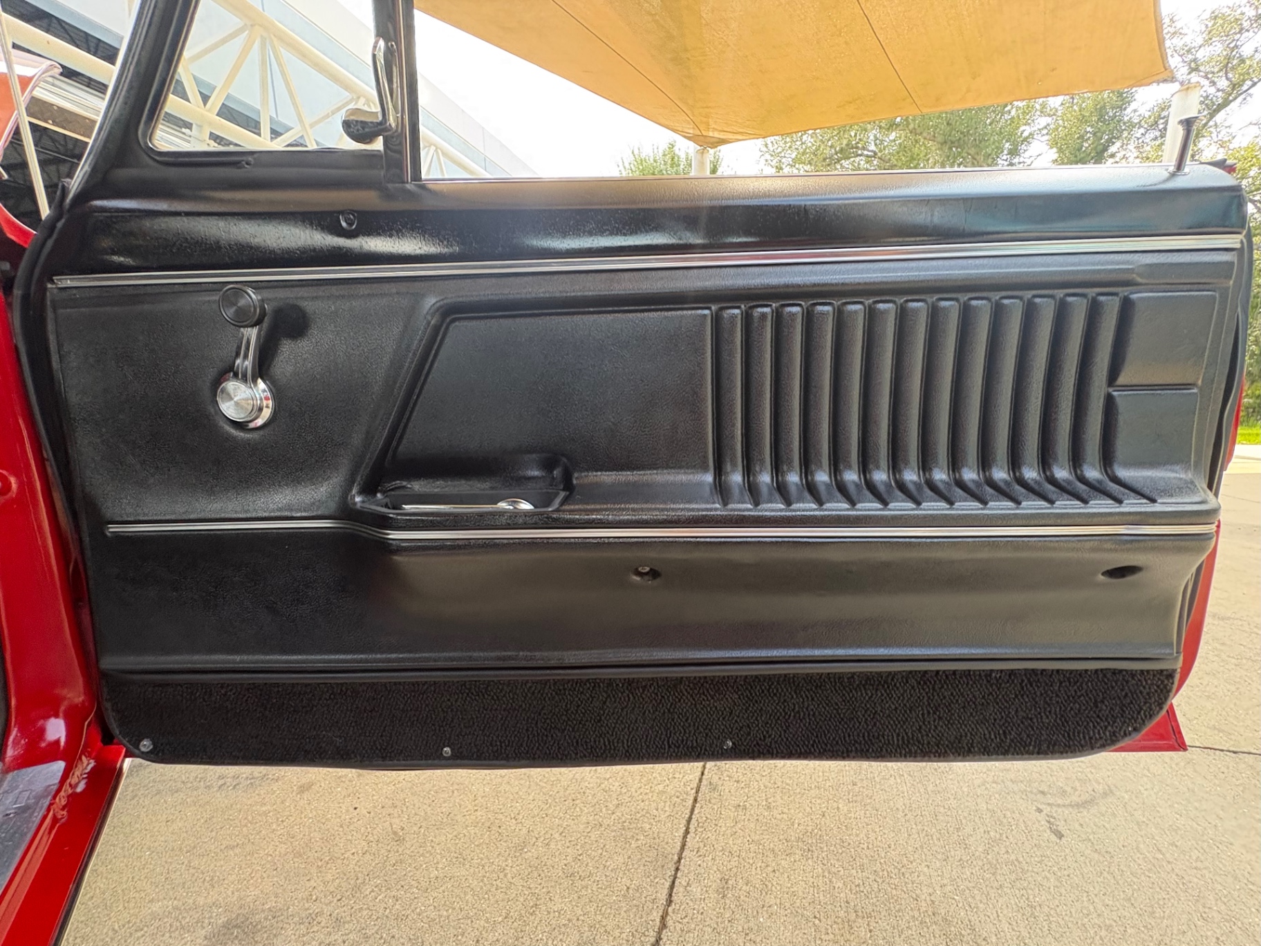 Vehicle photo 40