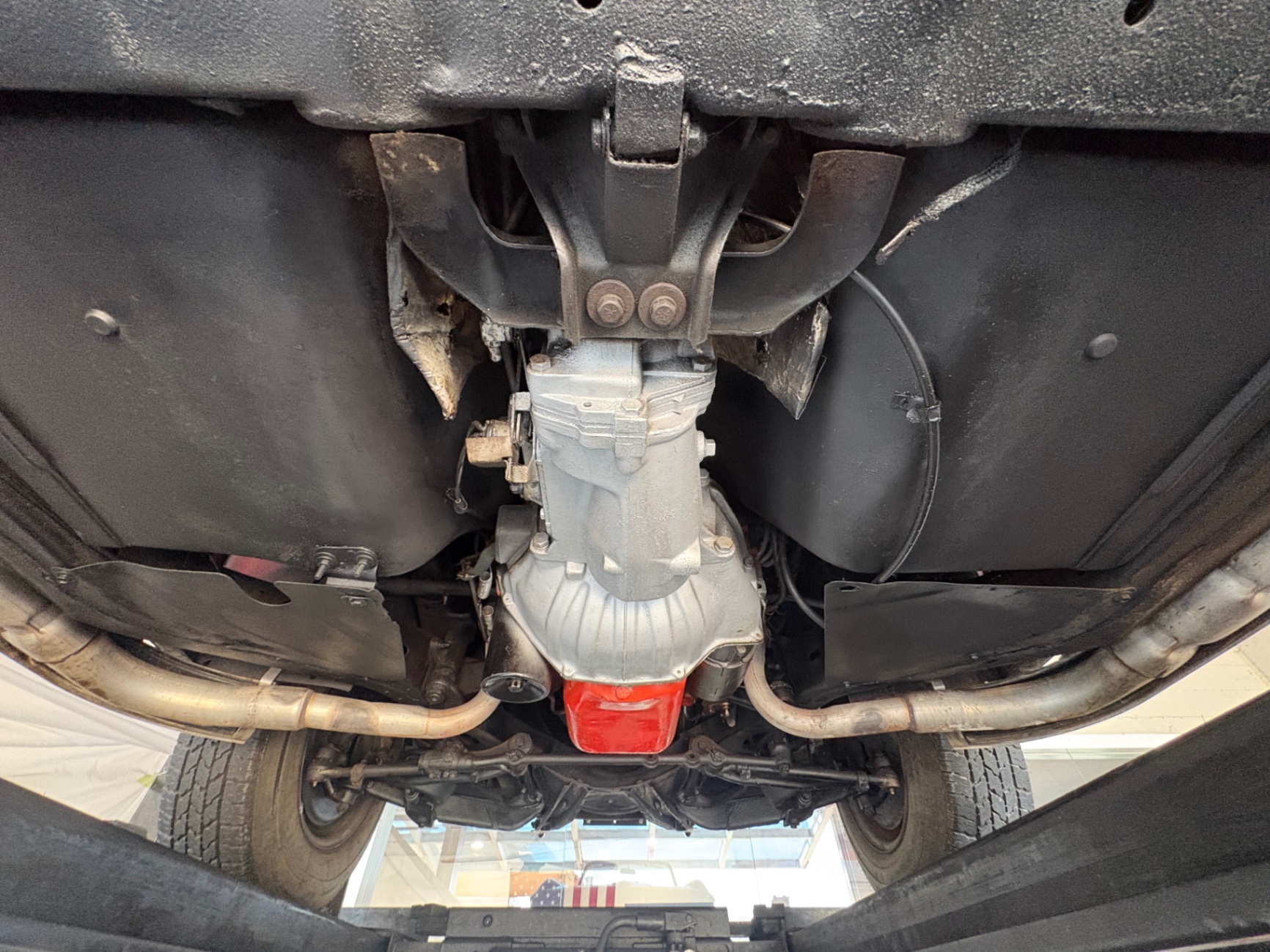 Vehicle photo 59