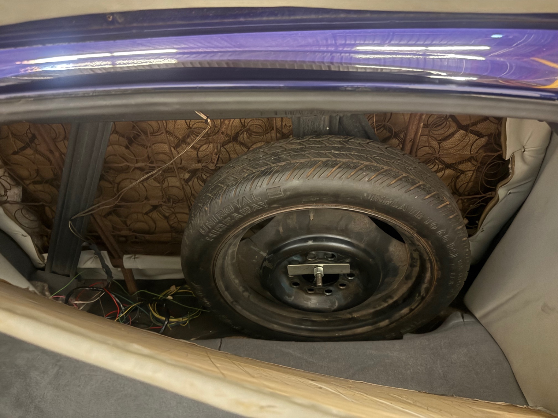 Vehicle photo 35