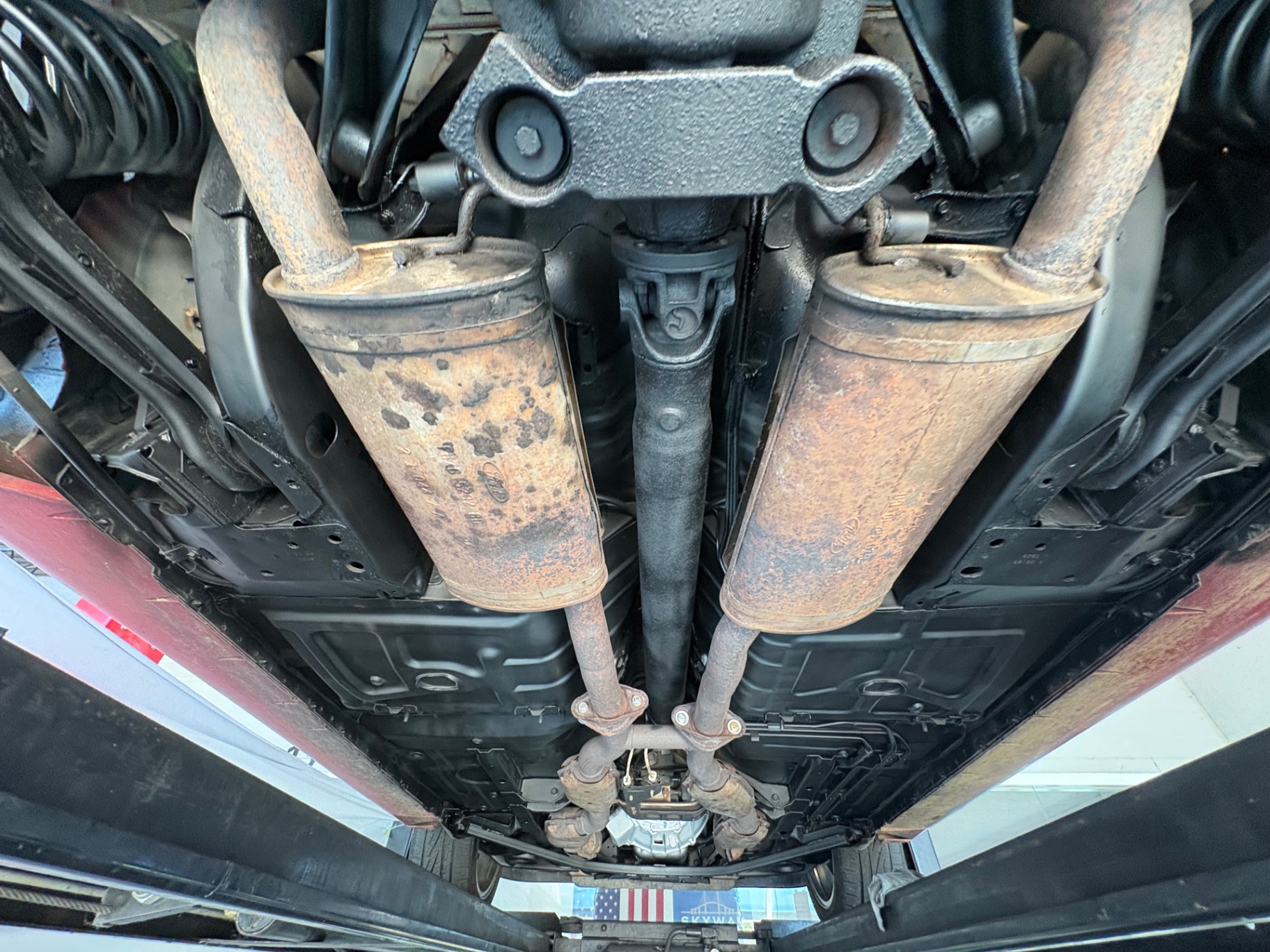 Vehicle photo 50