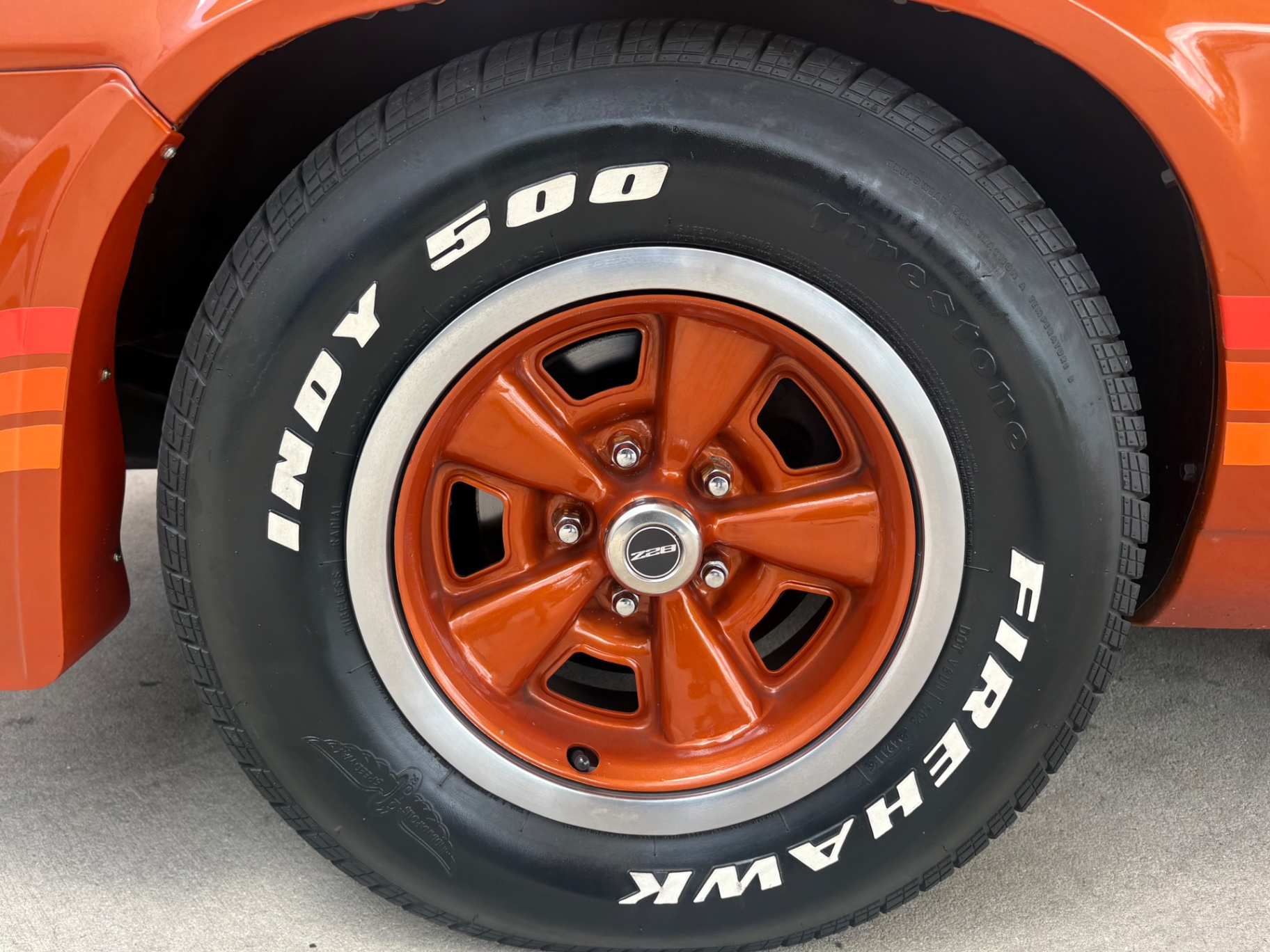 Vehicle photo 21