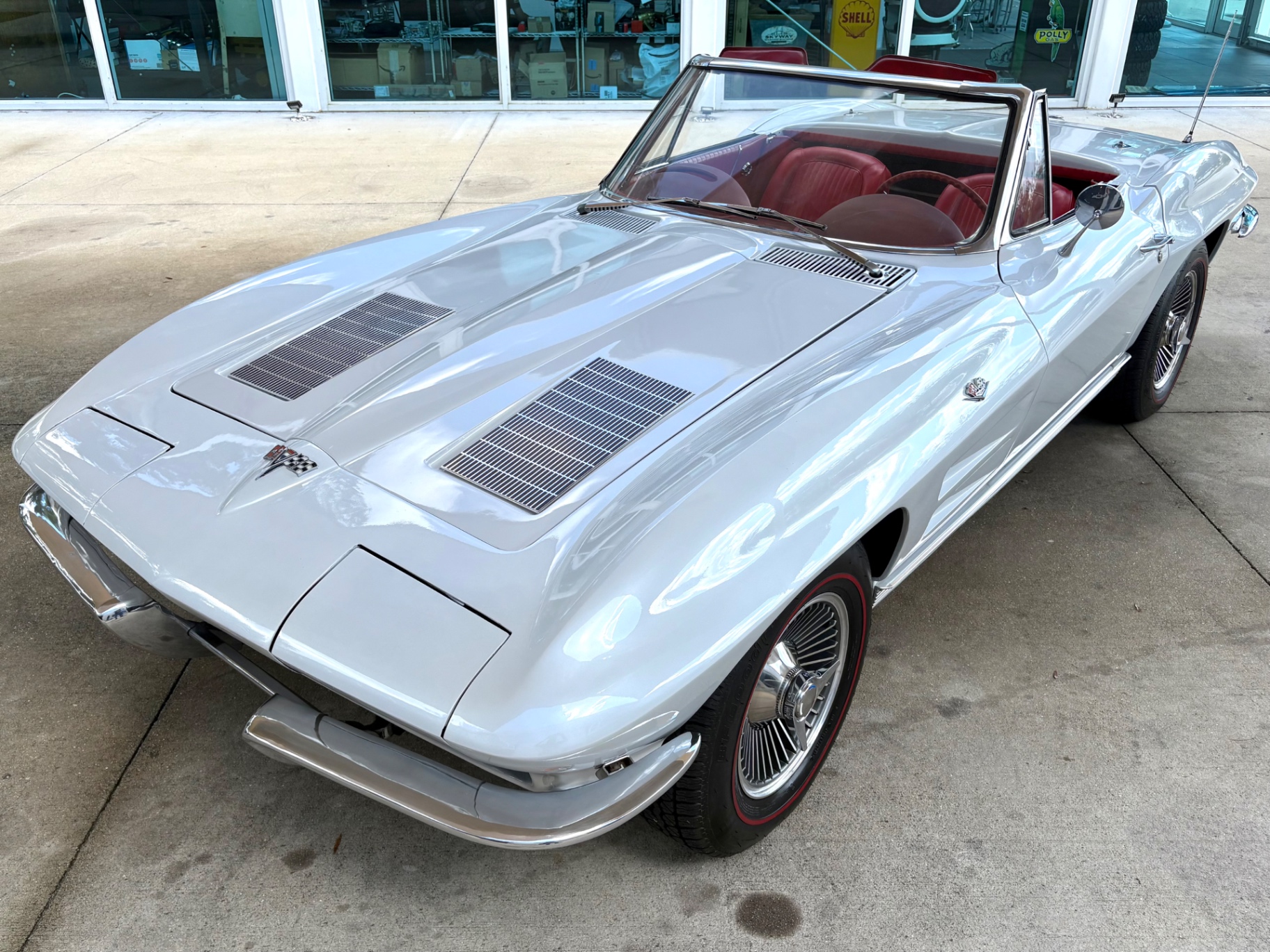 Vehicle photo 20