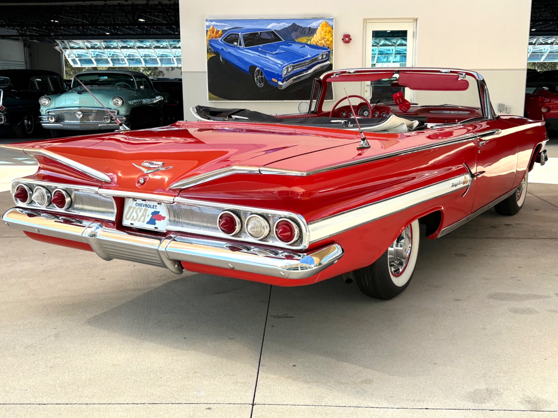 Vehicle photo 5