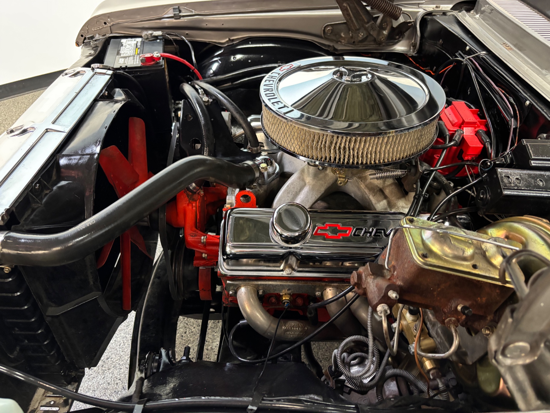 Vehicle photo 20