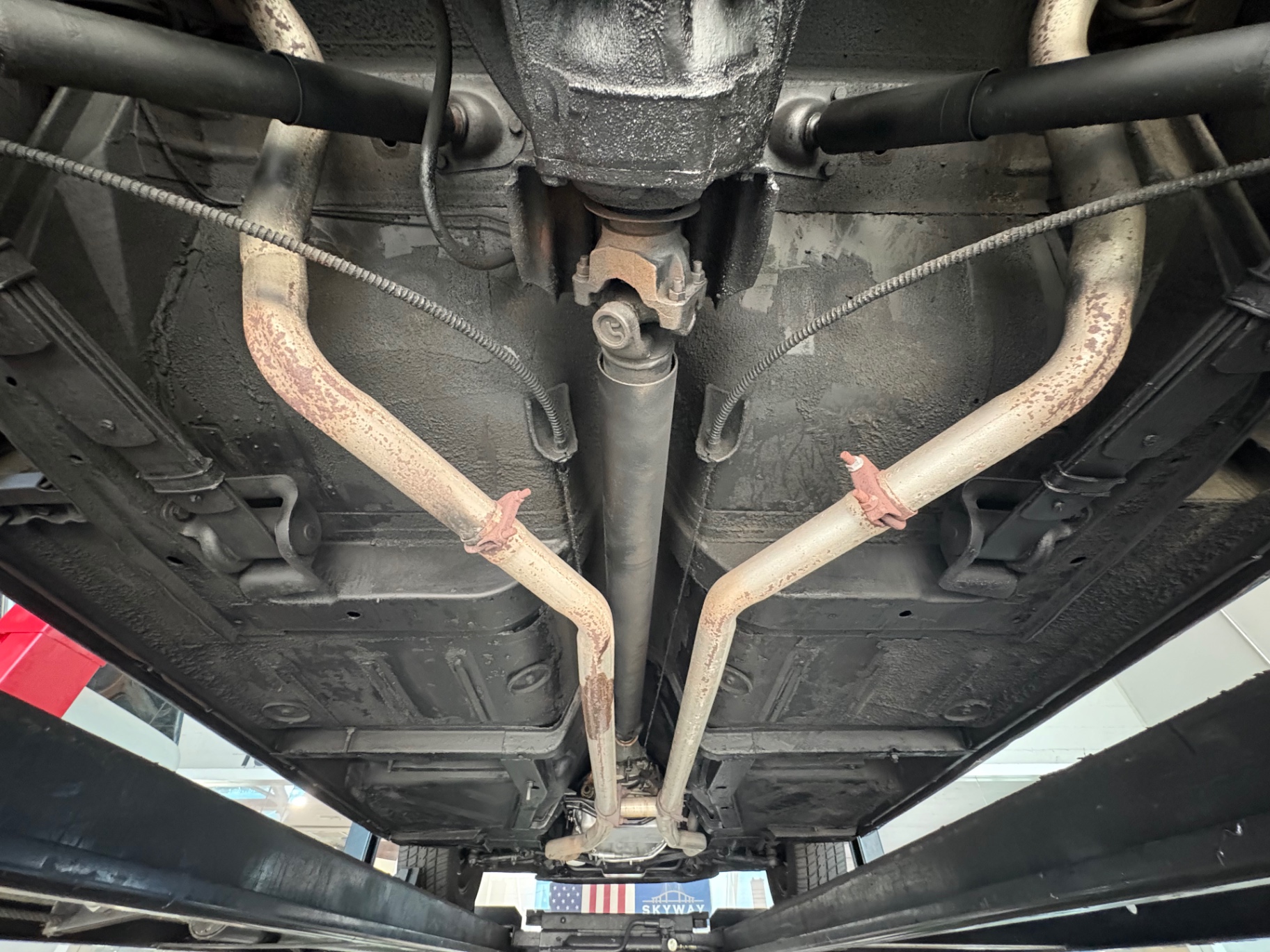 Vehicle photo 47