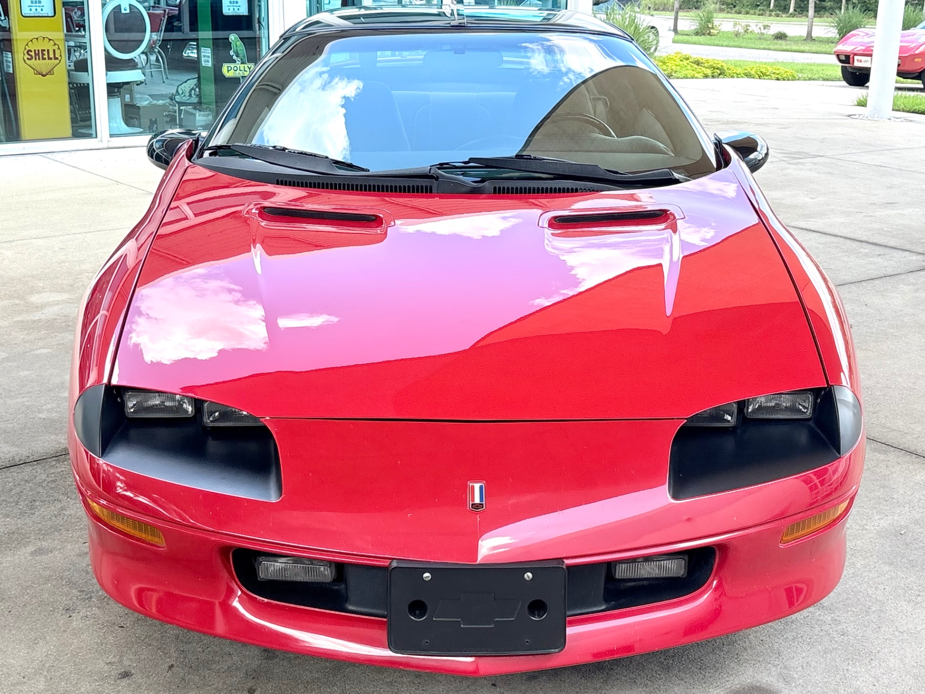 Vehicle photo 3