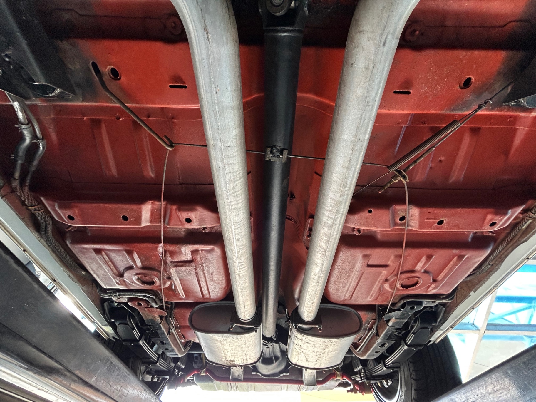 Vehicle photo 51