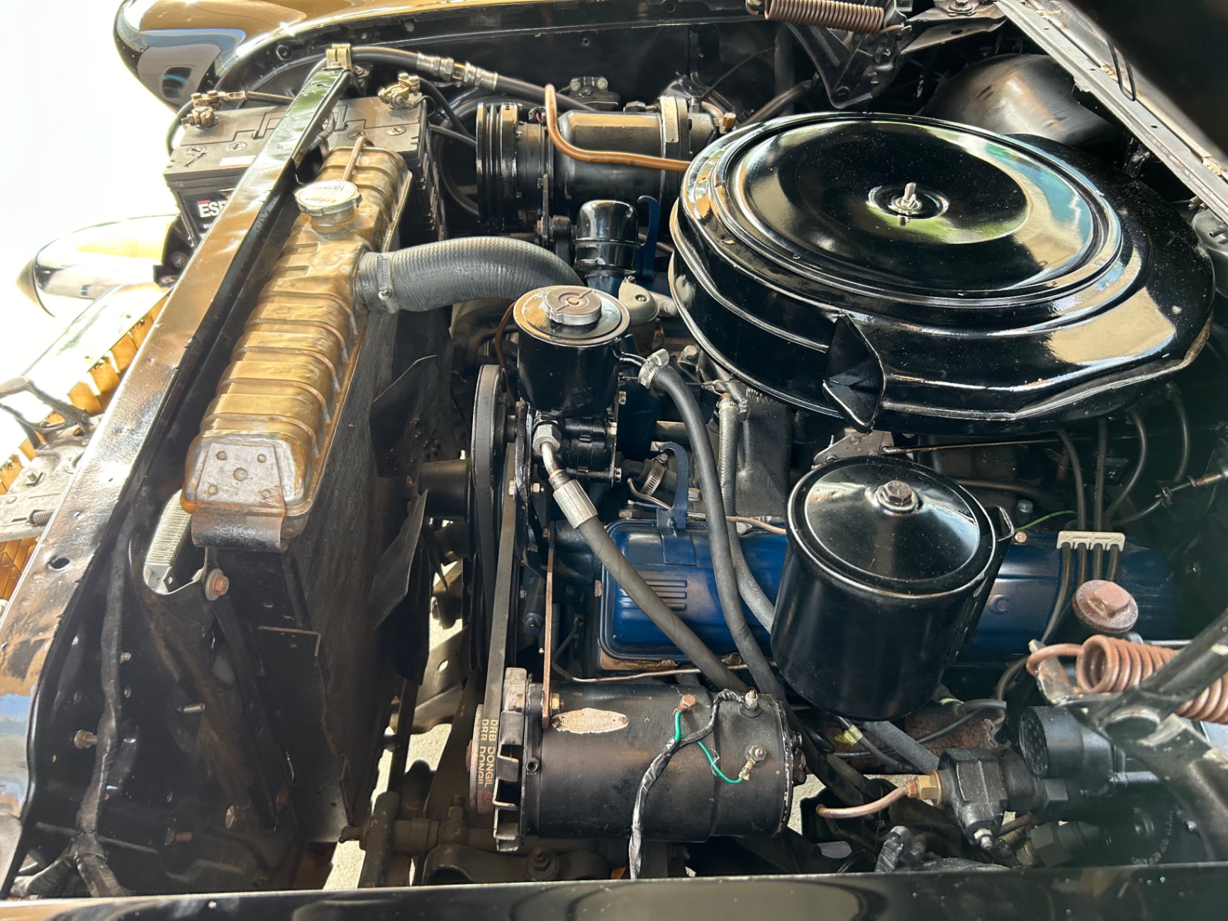 Vehicle photo 18