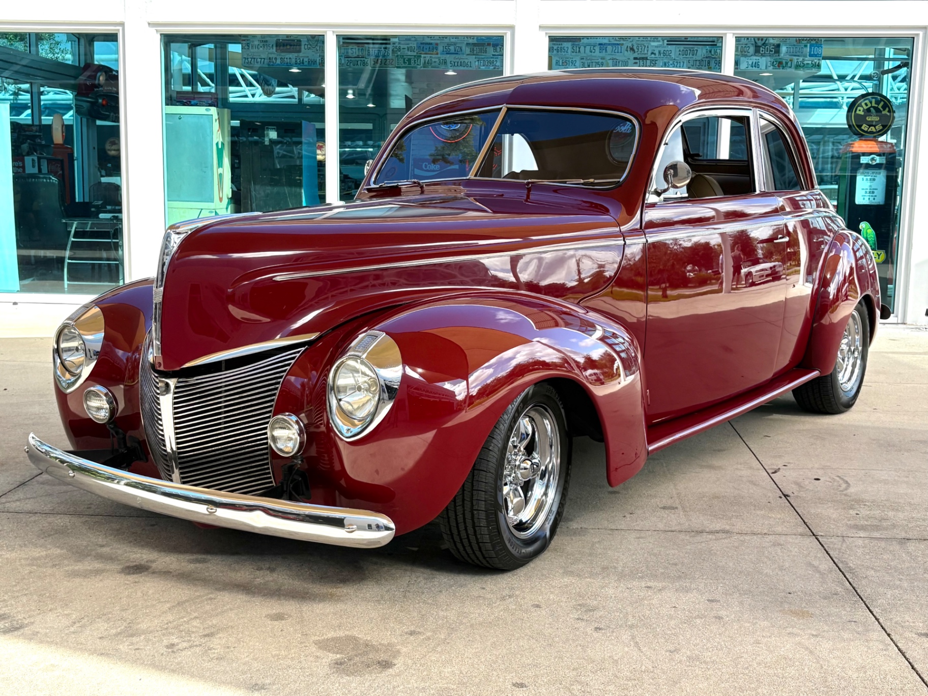 Vehicle photo 10