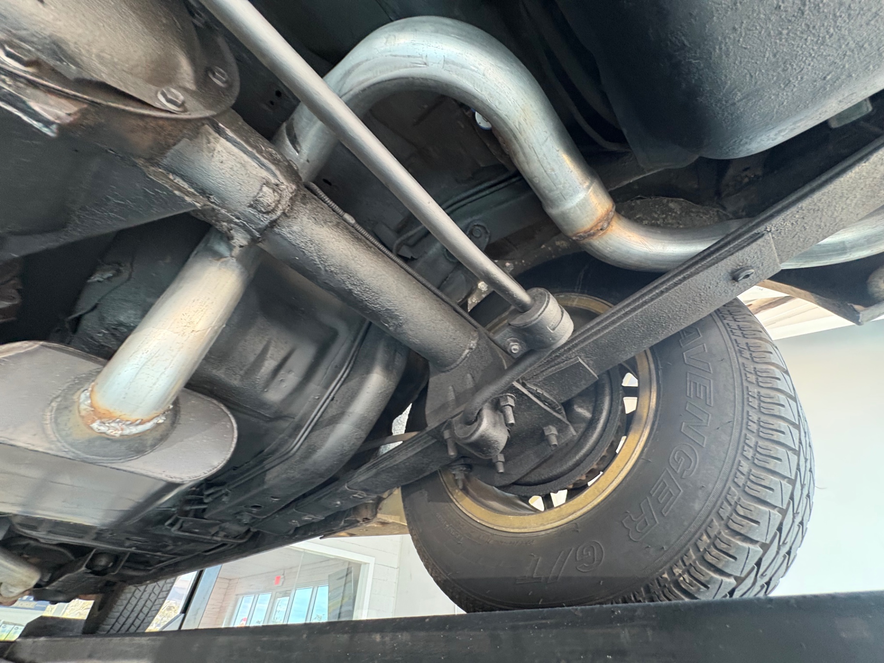 Vehicle photo 42