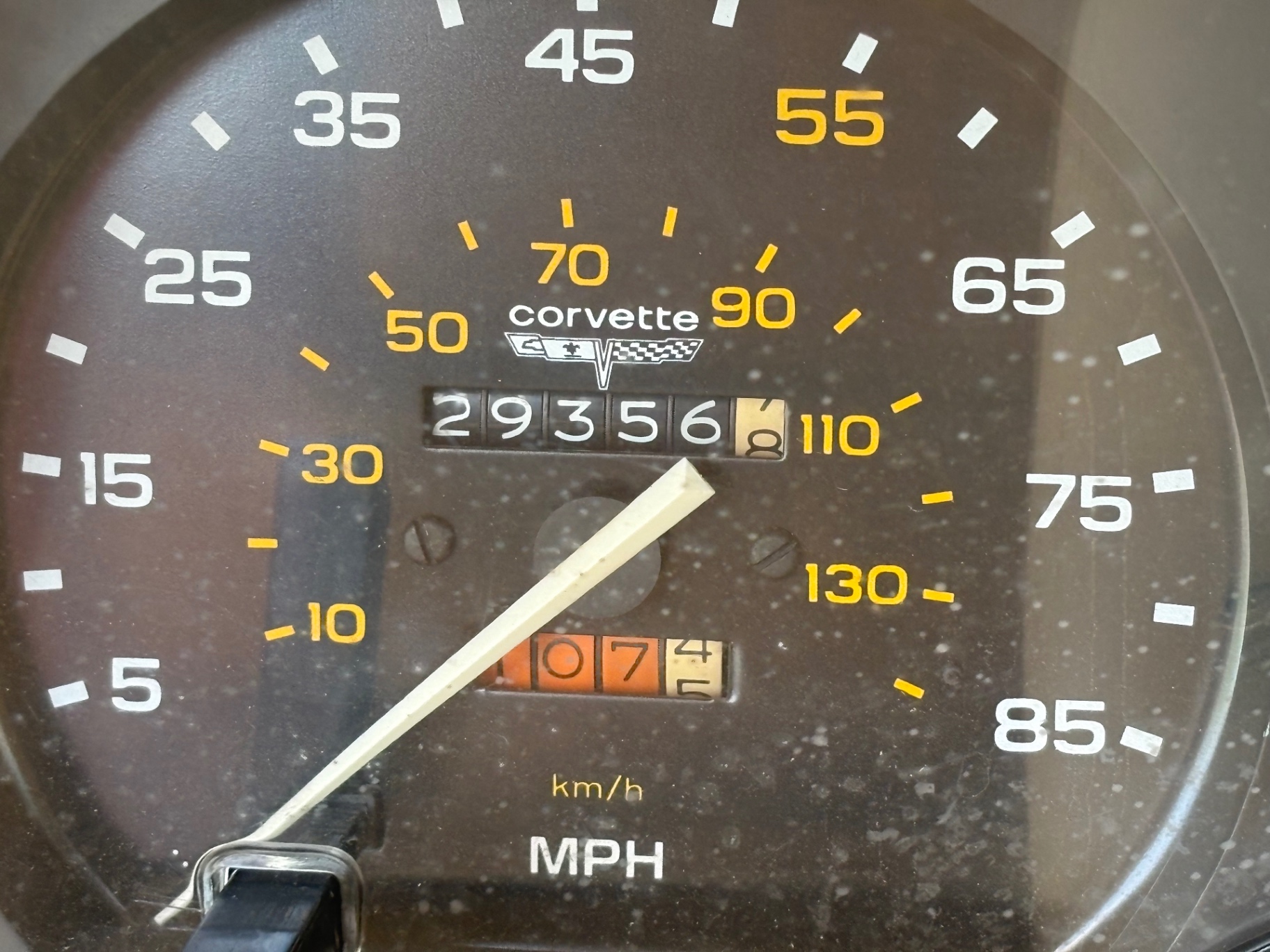 Vehicle photo 24