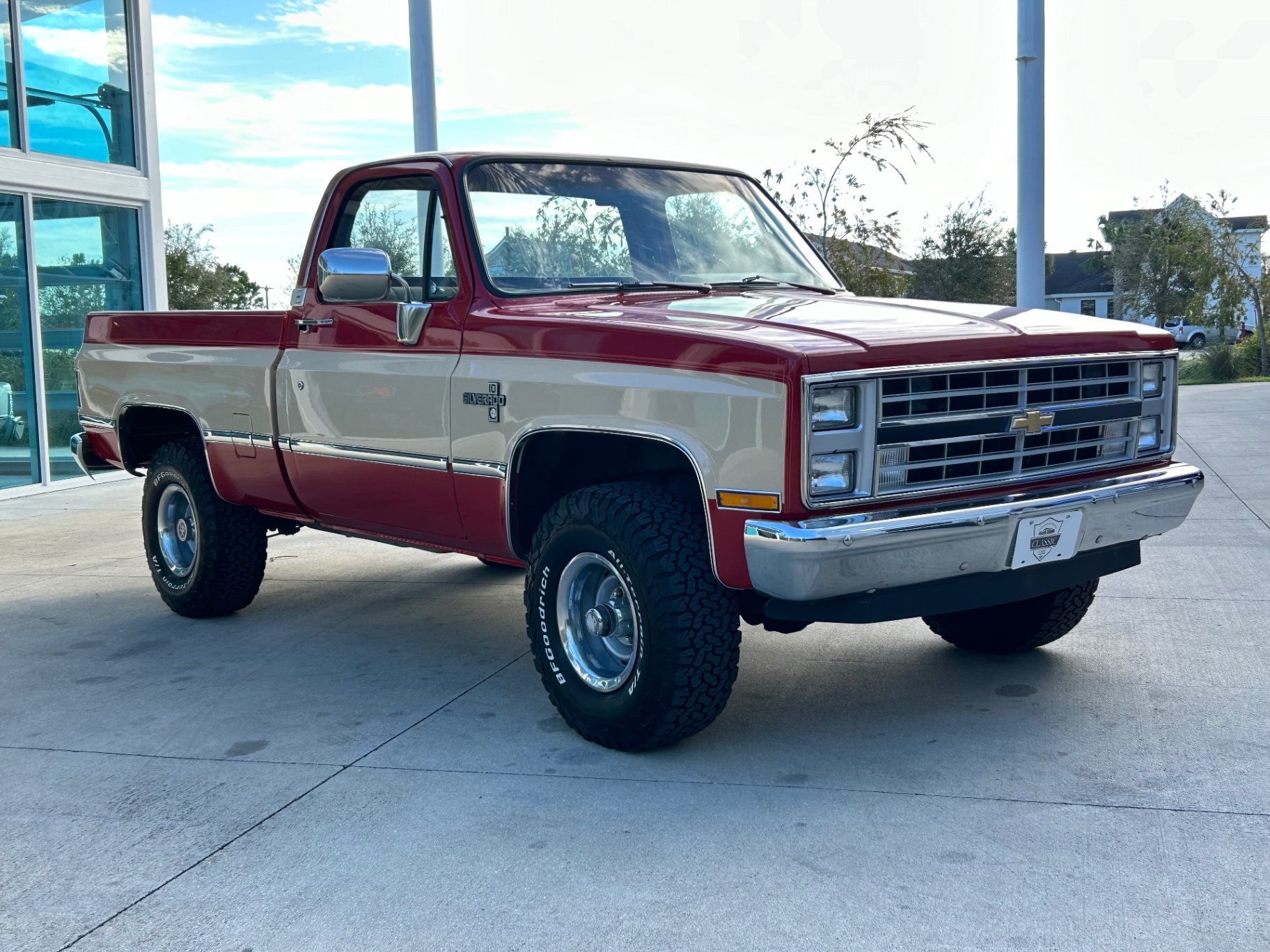 1985 Chevrolet K10 null photo 3