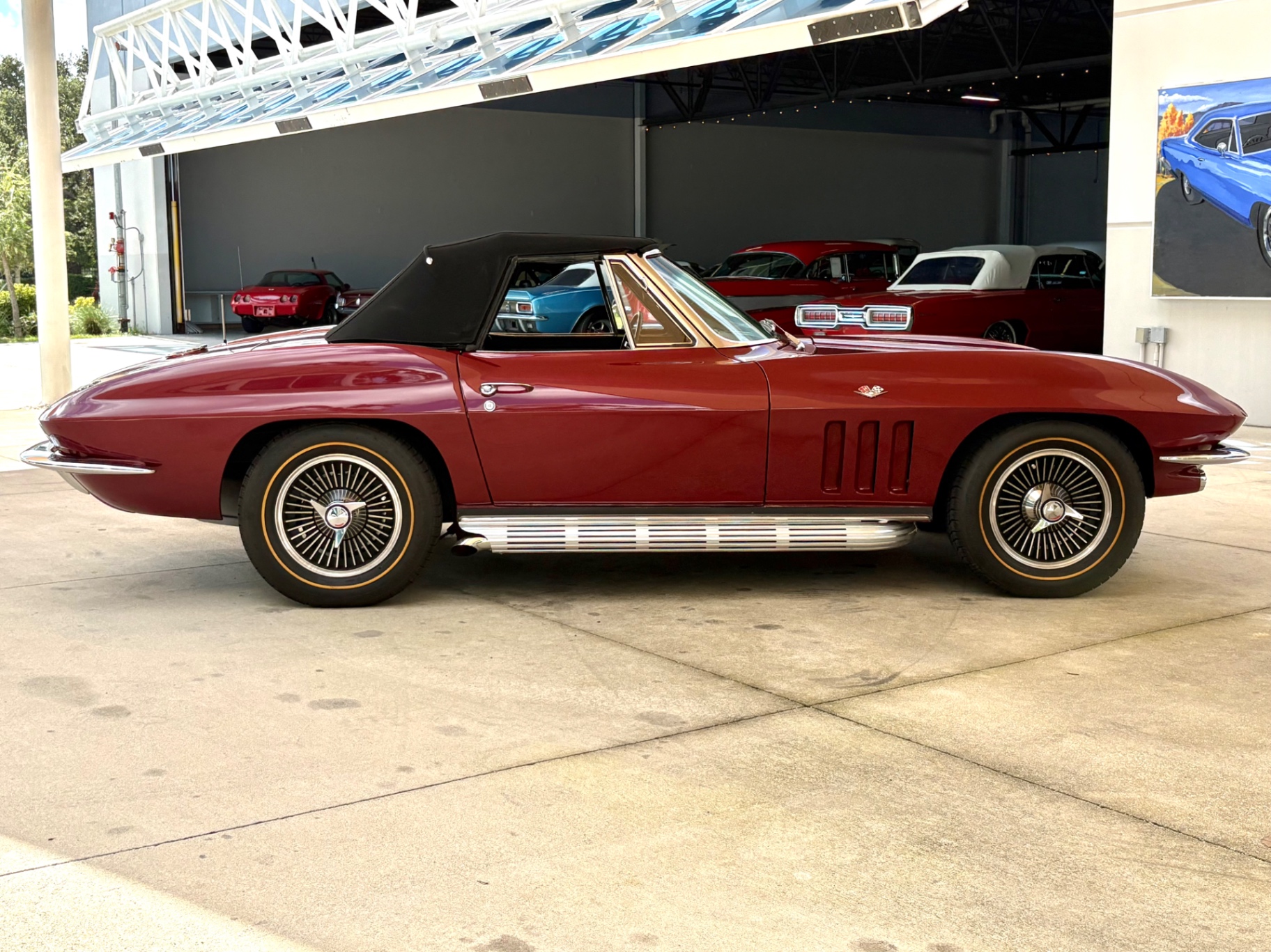 Vehicle photo 22