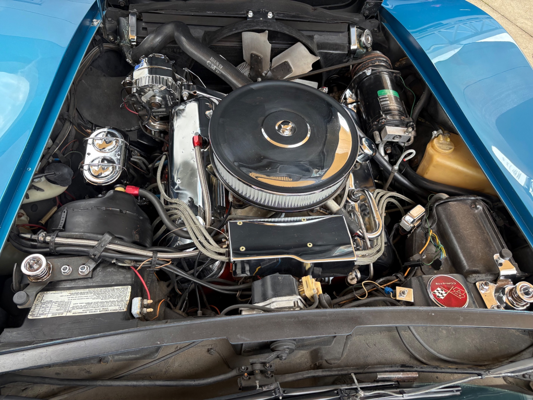 Vehicle photo 30