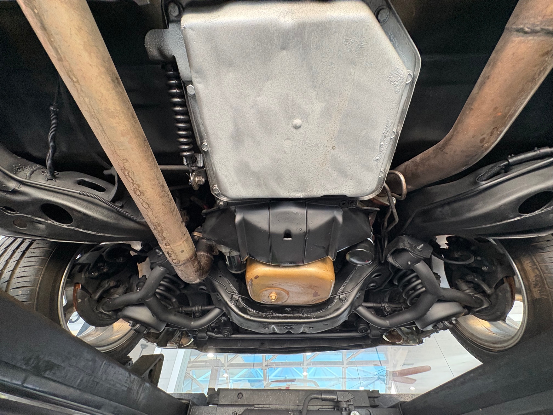 Vehicle photo 58
