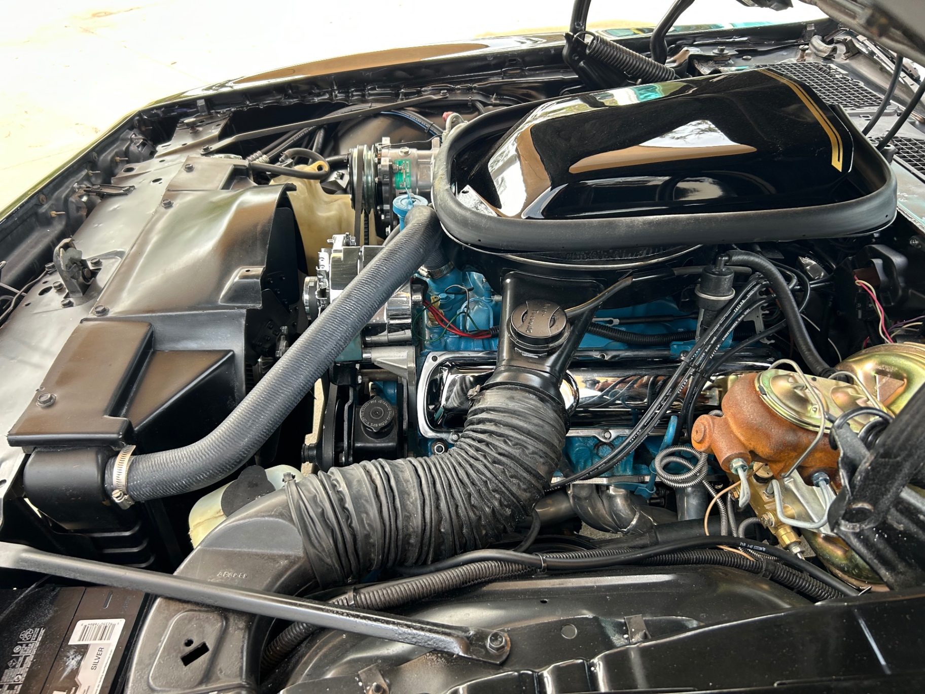 Vehicle photo 40