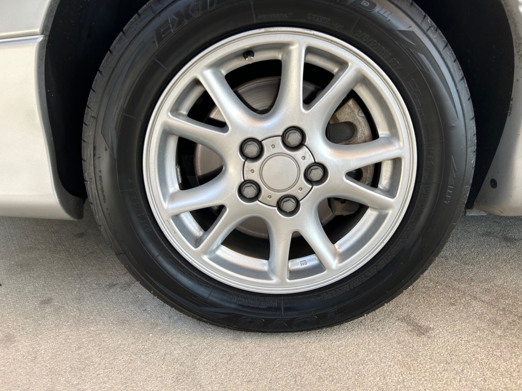 Vehicle photo 13