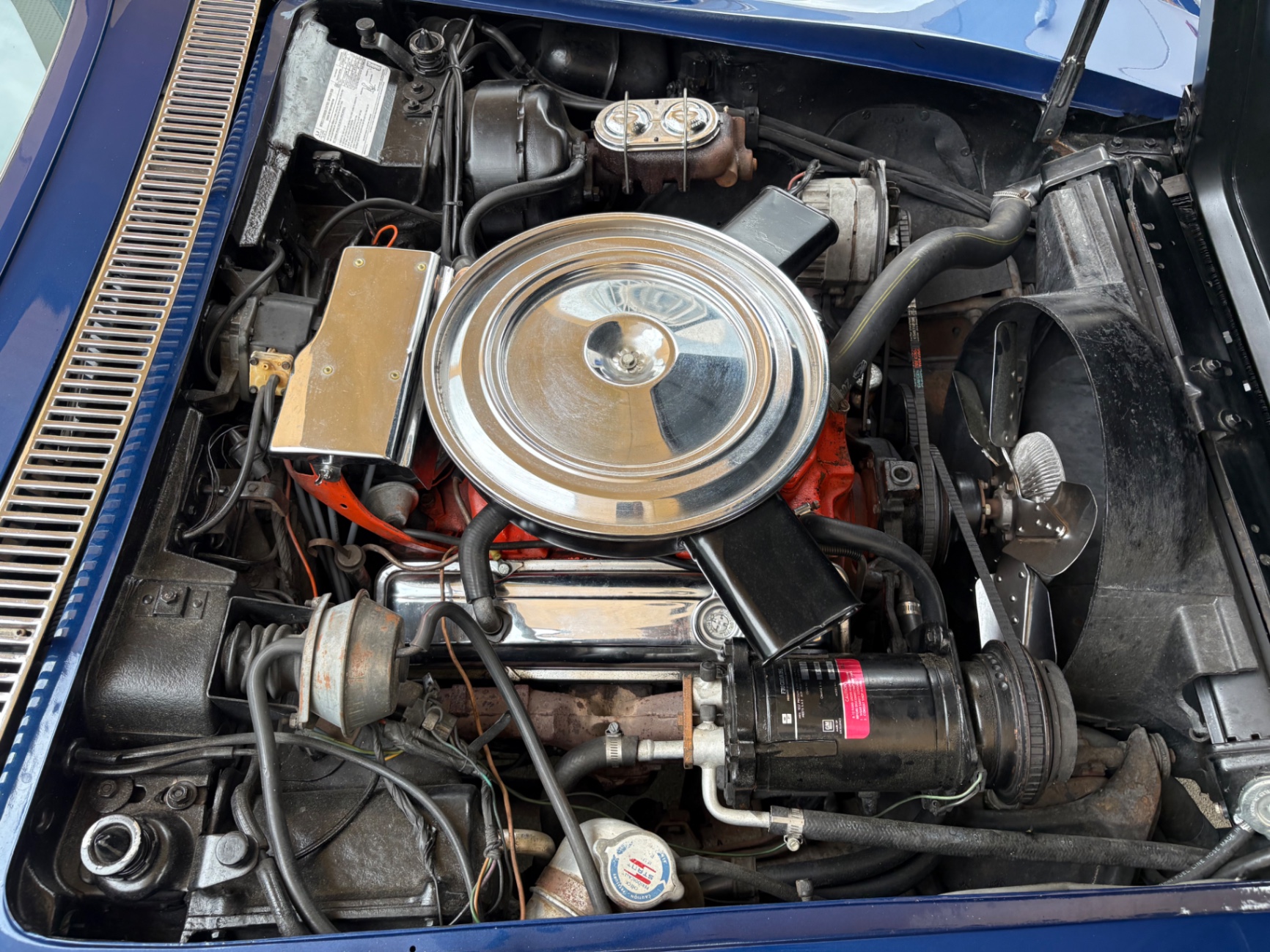 Vehicle photo 33