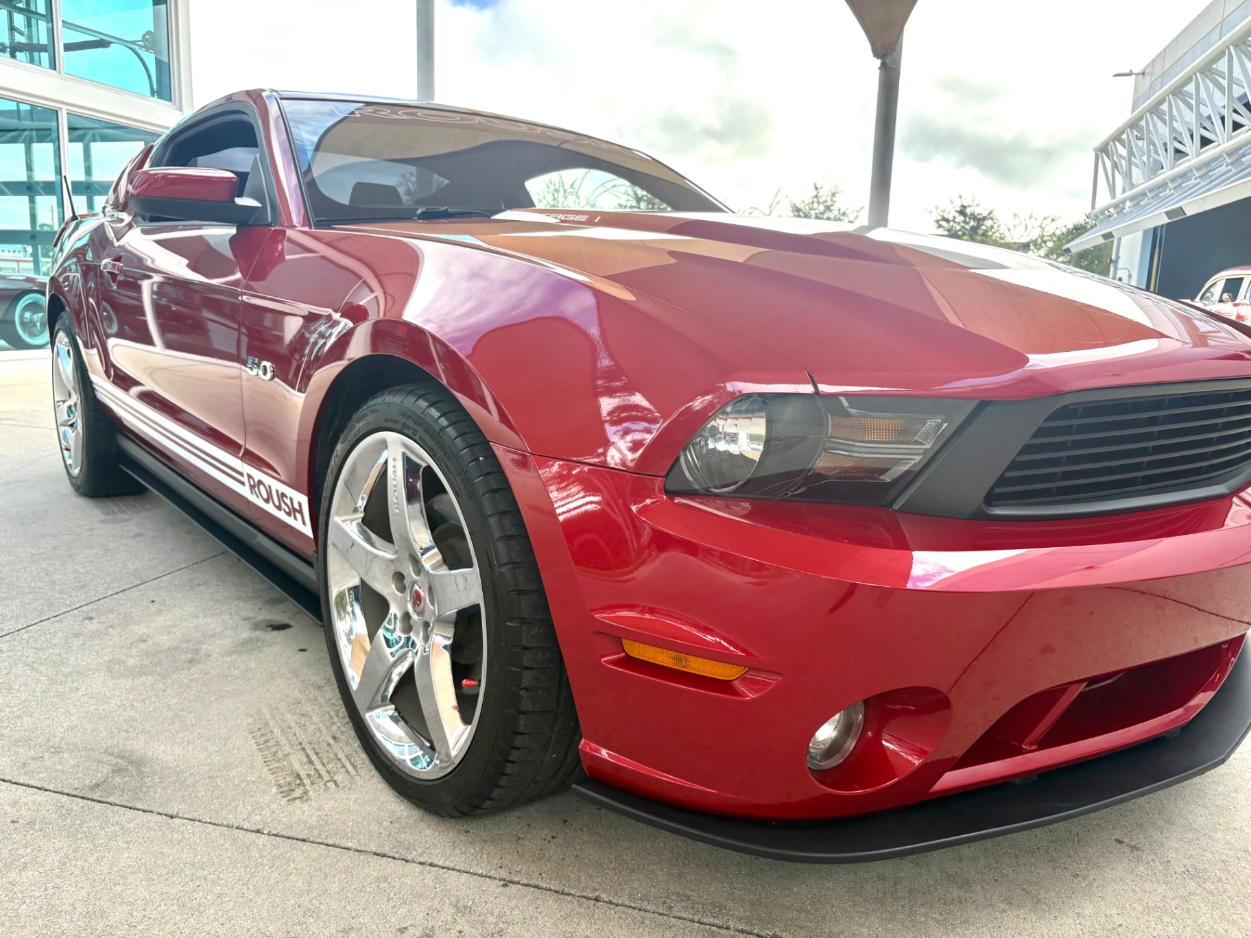 Vehicle photo 20