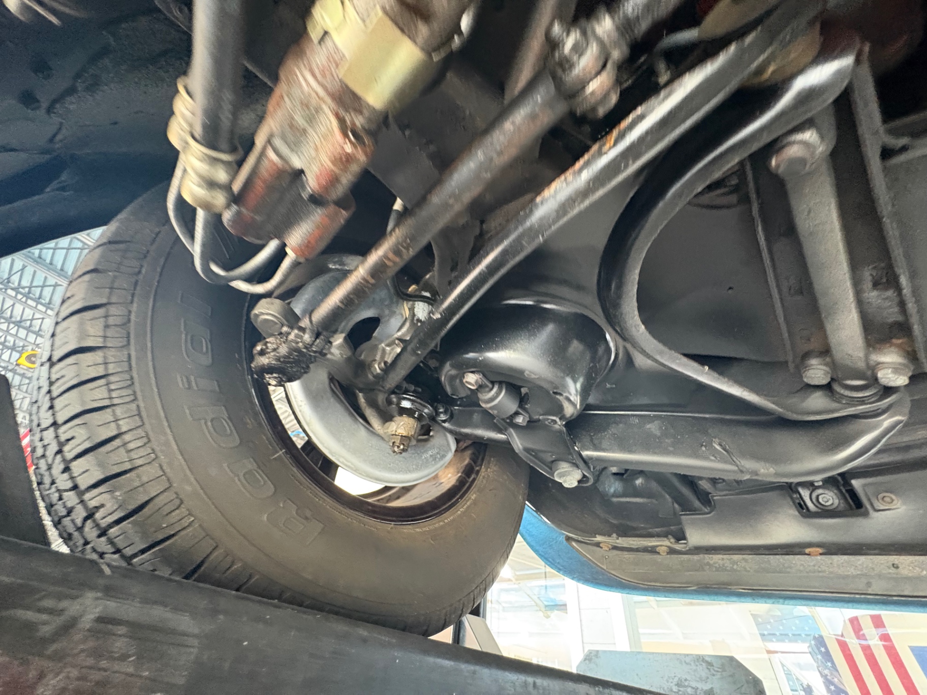 Vehicle photo 49