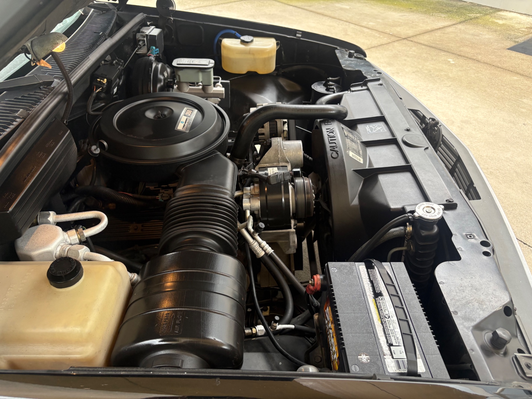 Vehicle photo 26