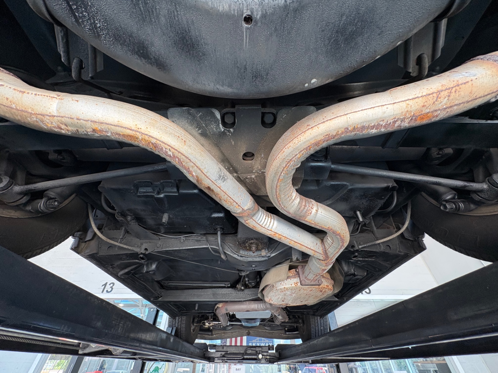 Vehicle photo 42