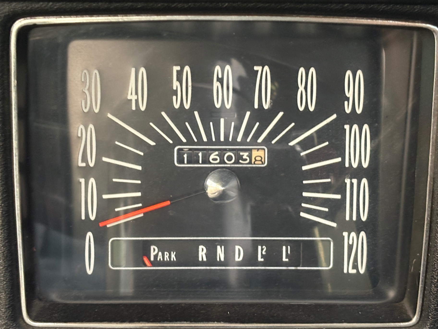Vehicle photo 26