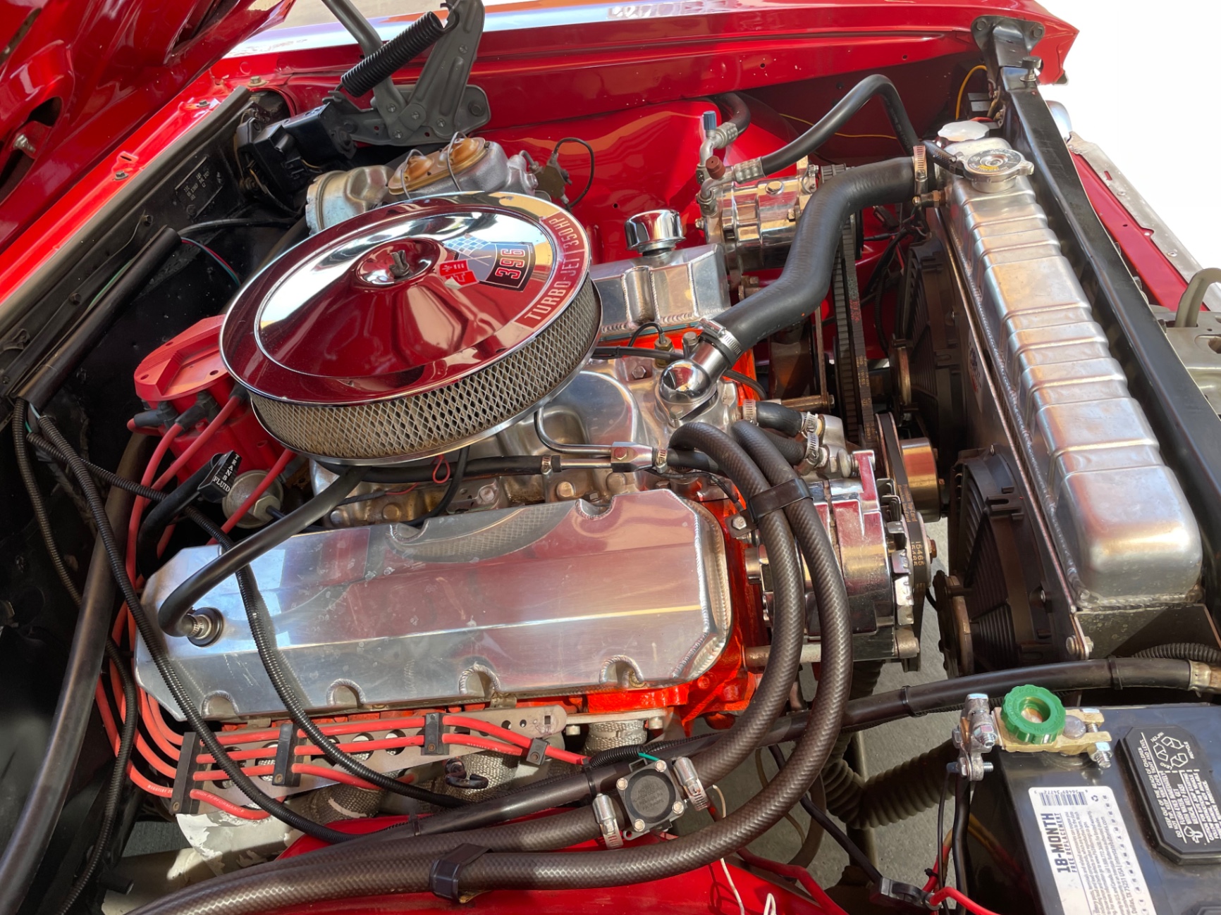 Vehicle photo 28