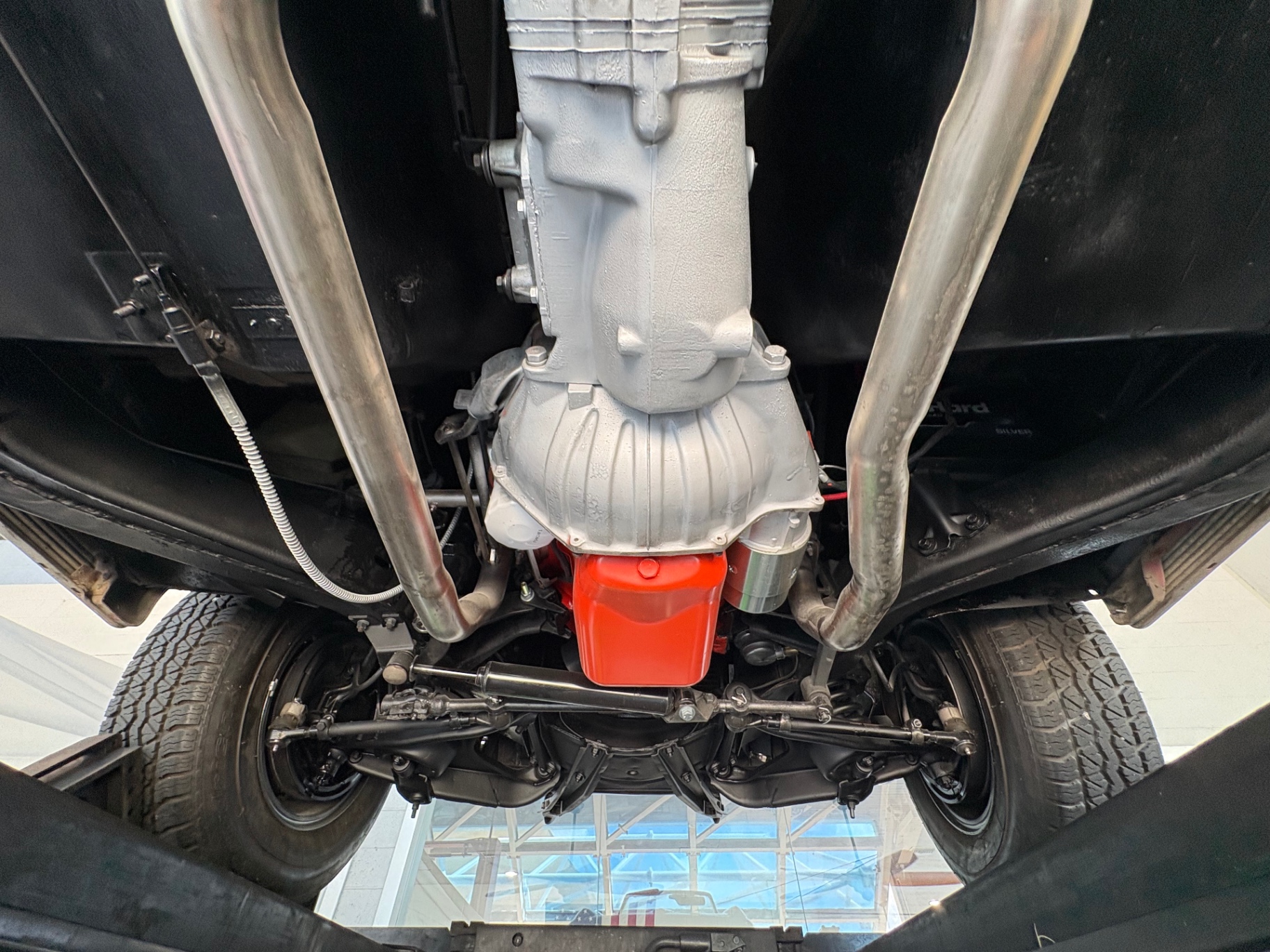 Vehicle photo 61