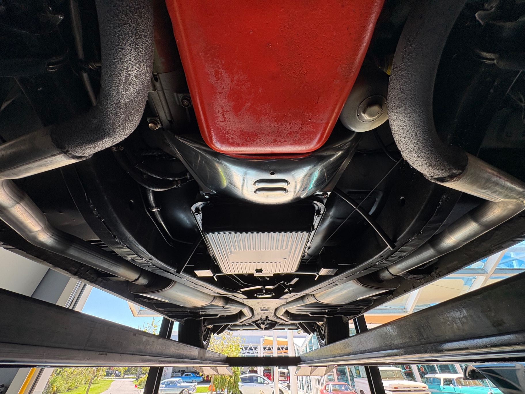 Vehicle photo 59