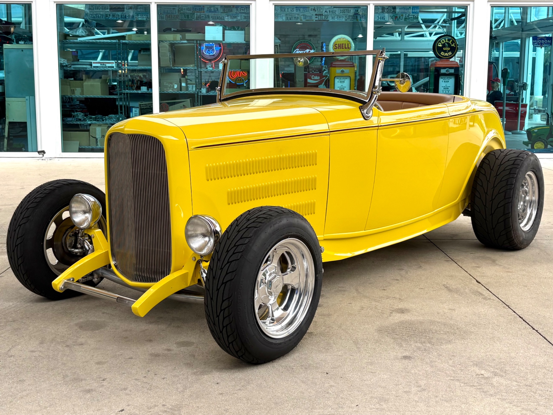 Vehicle photo 1