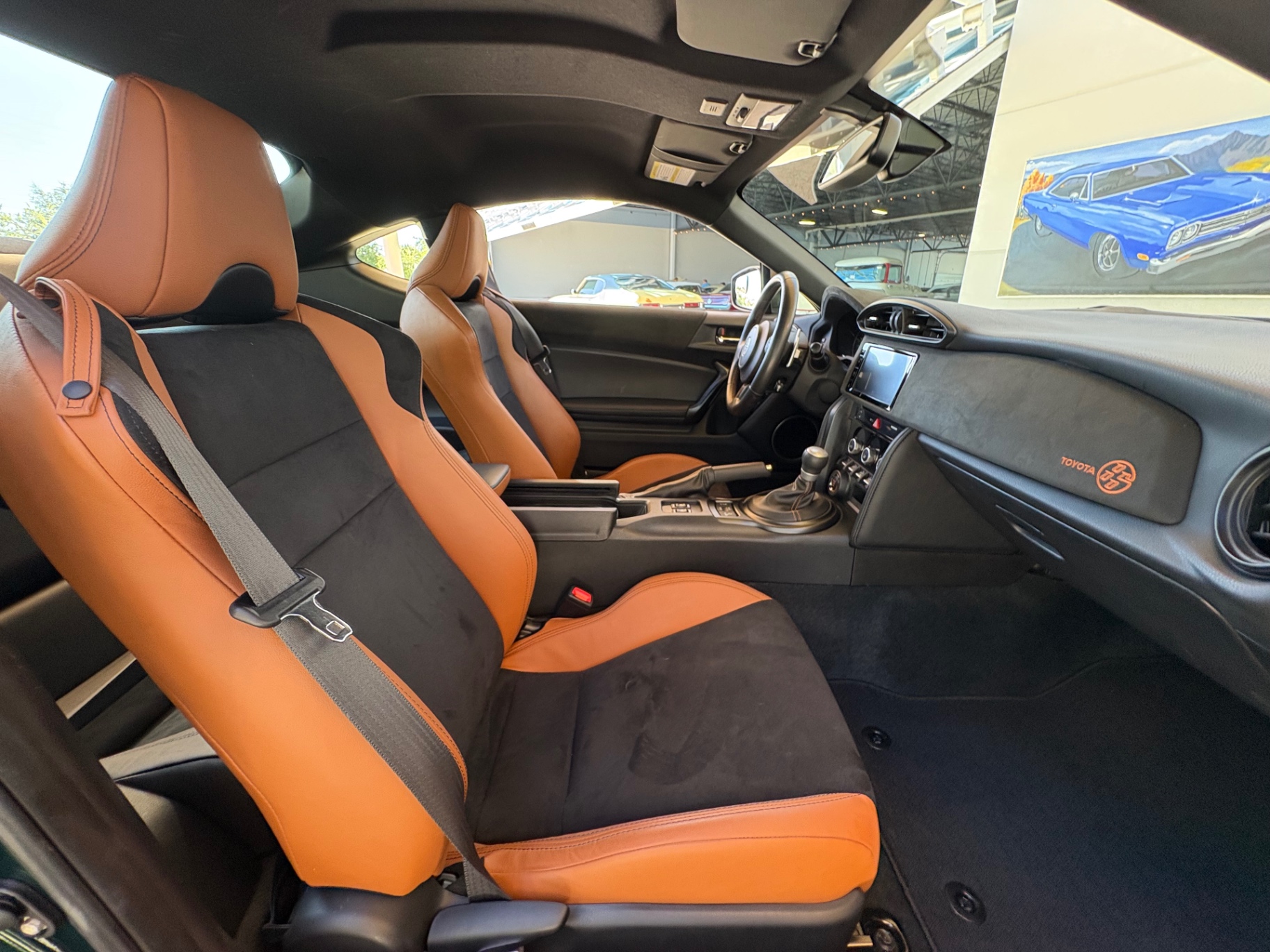 Vehicle photo 36