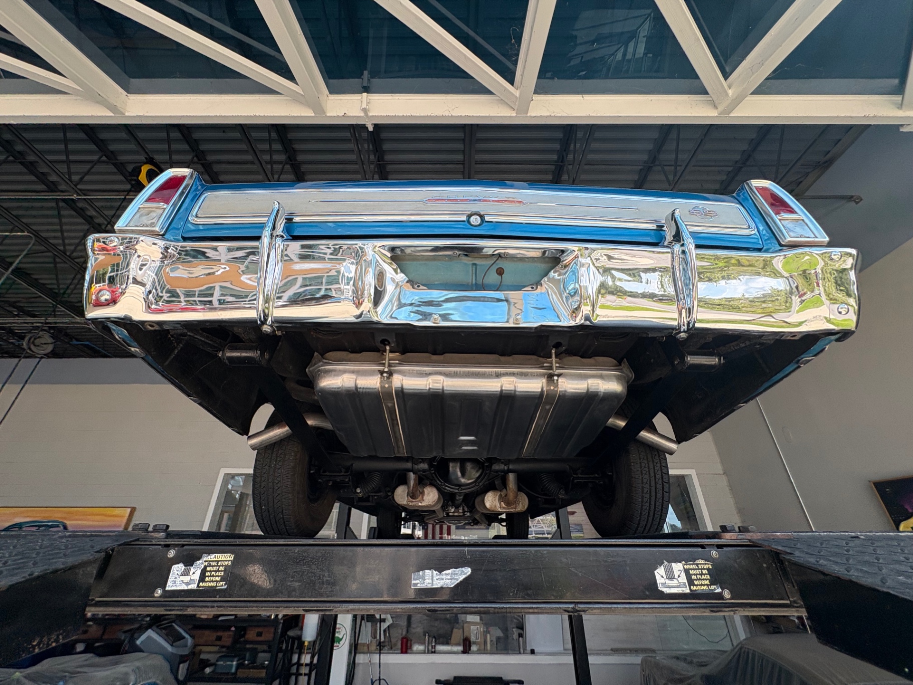 Vehicle photo 42