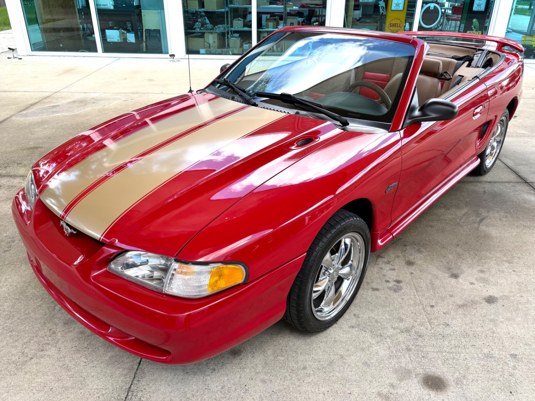 Vehicle photo 20