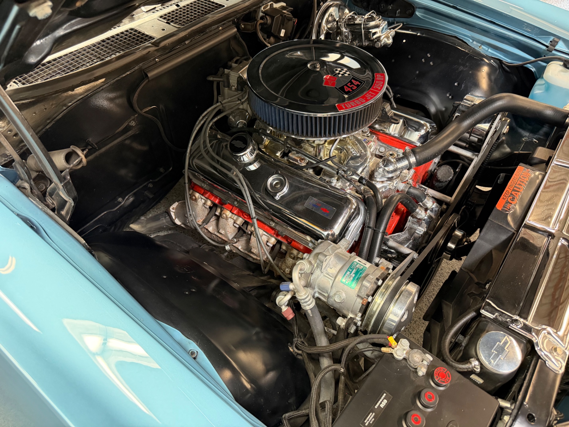 Vehicle photo 70