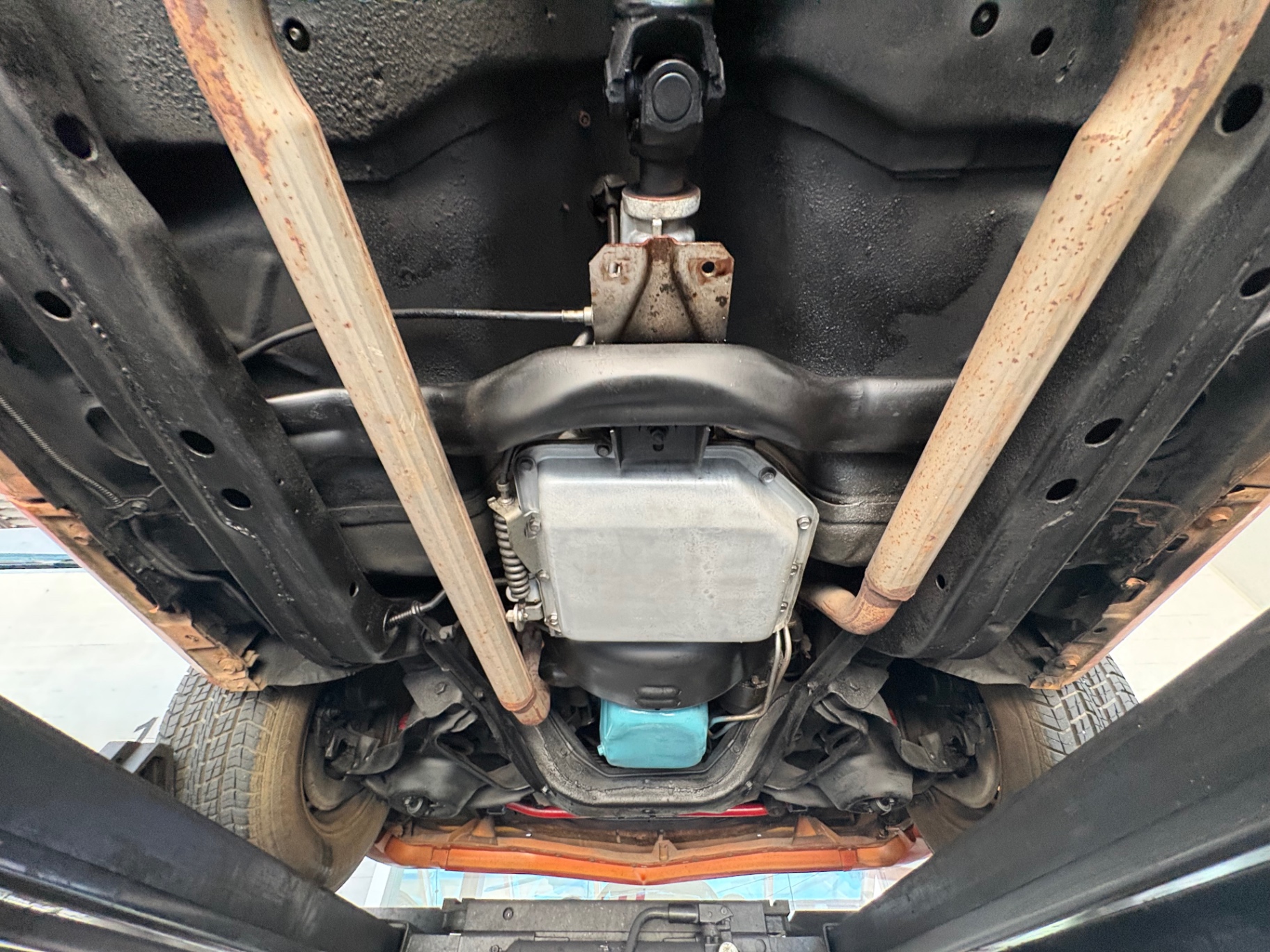 Vehicle photo 48
