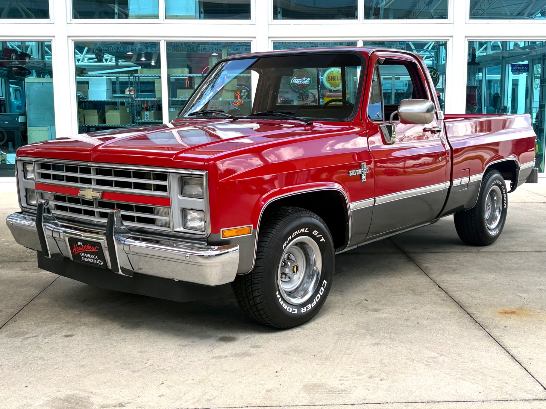 Vehicle photo 1