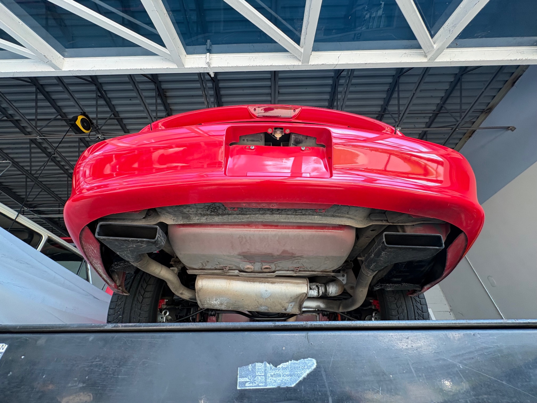 Vehicle photo 43
