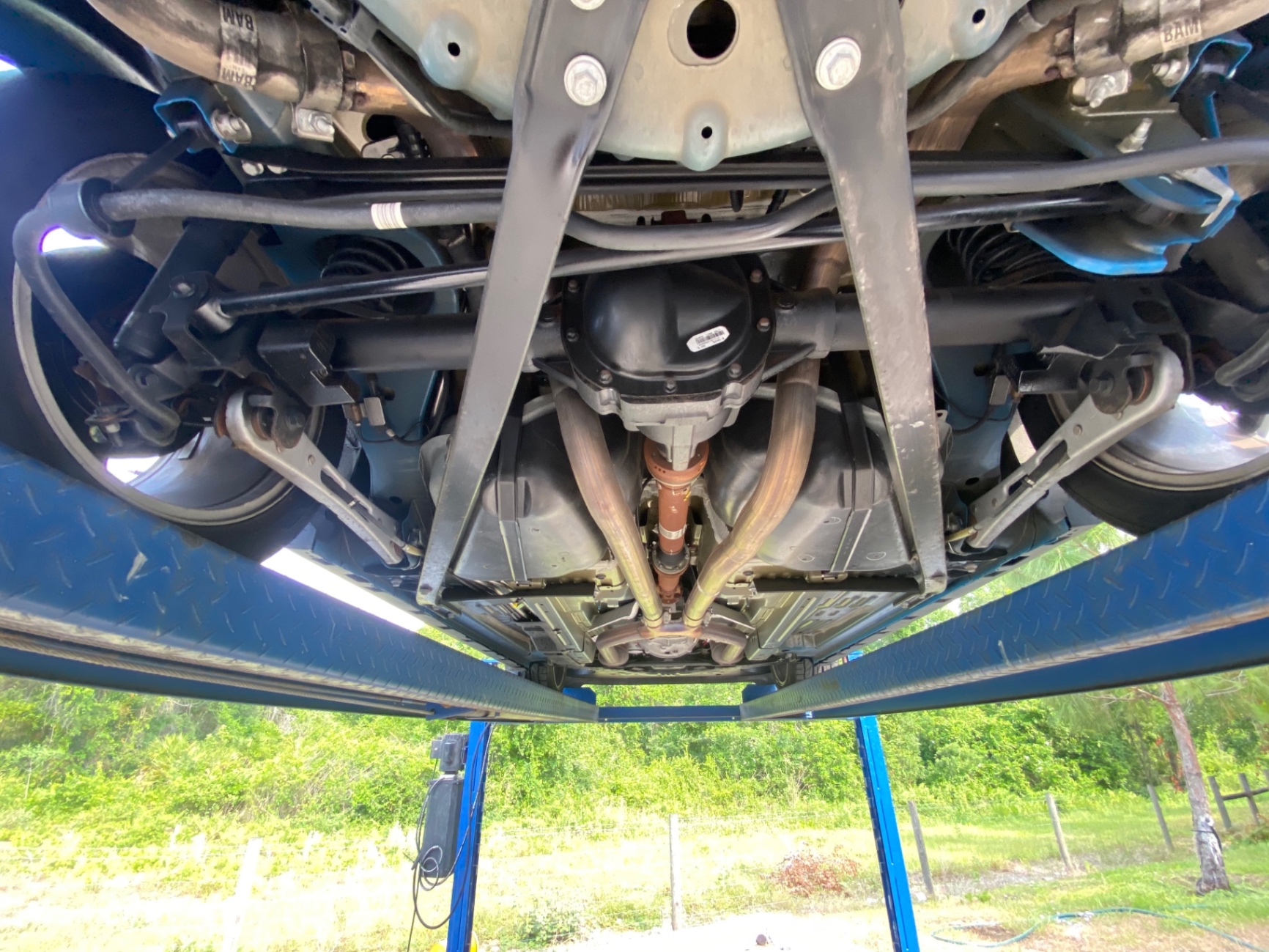 Vehicle photo 62