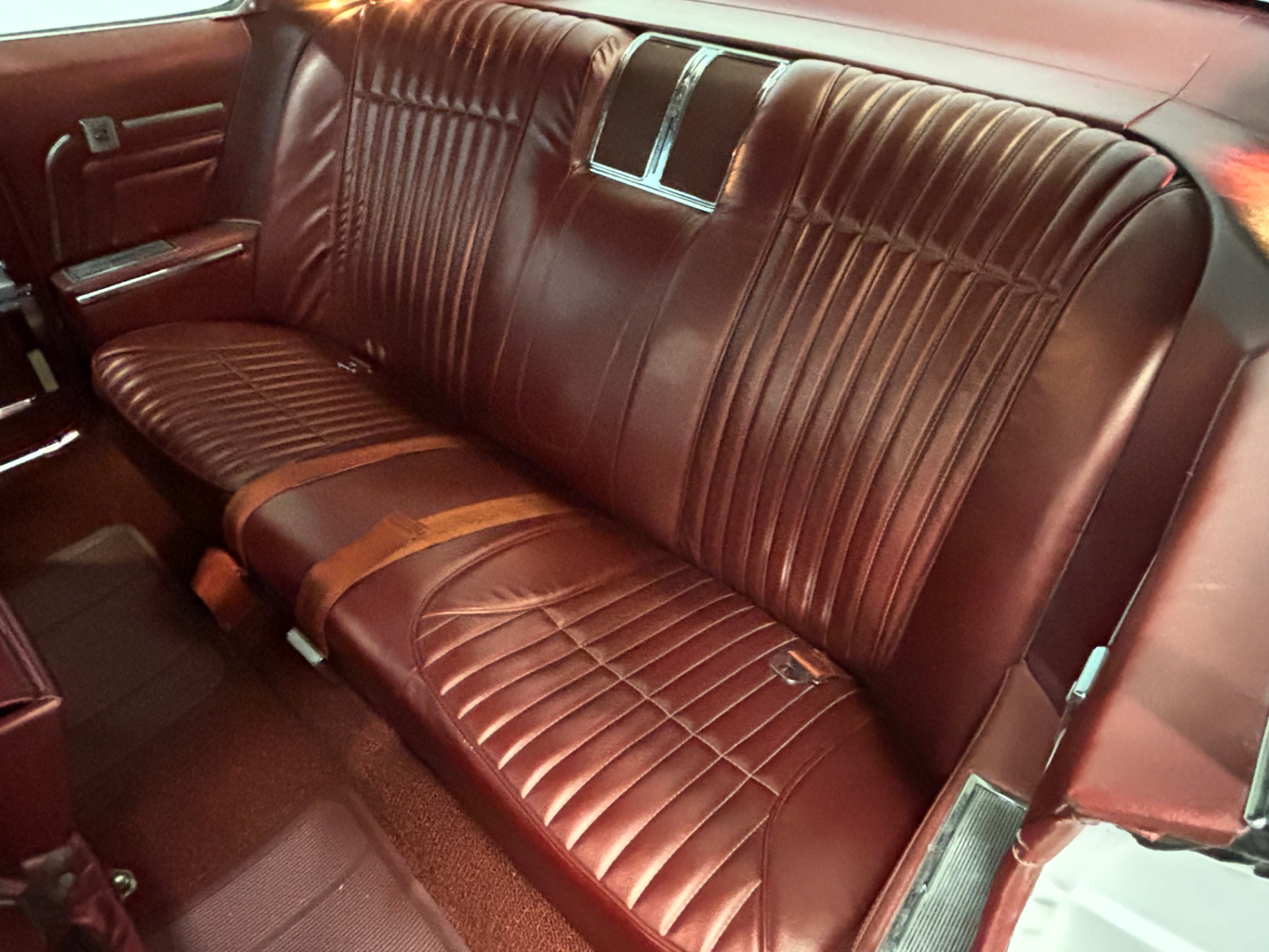 Vehicle photo 26