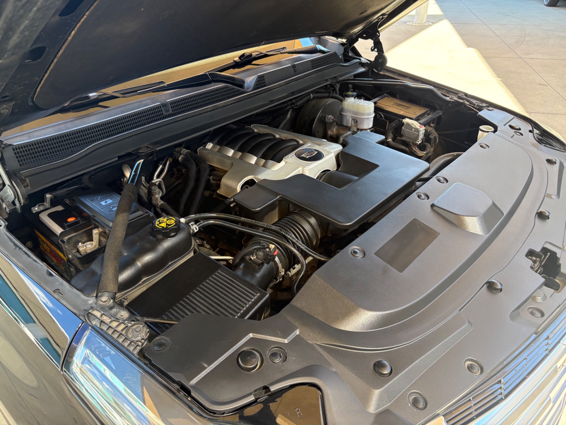 Vehicle photo 25